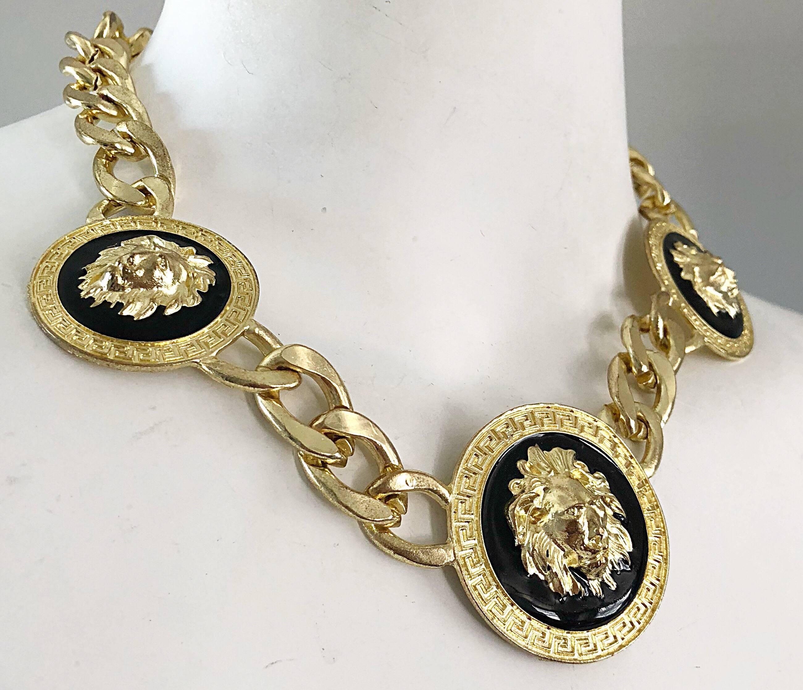 Gianni Versace Style 1990s Gold + Black Medusa Lion Head Vintage Choker Necklace In Excellent Condition In San Diego, CA