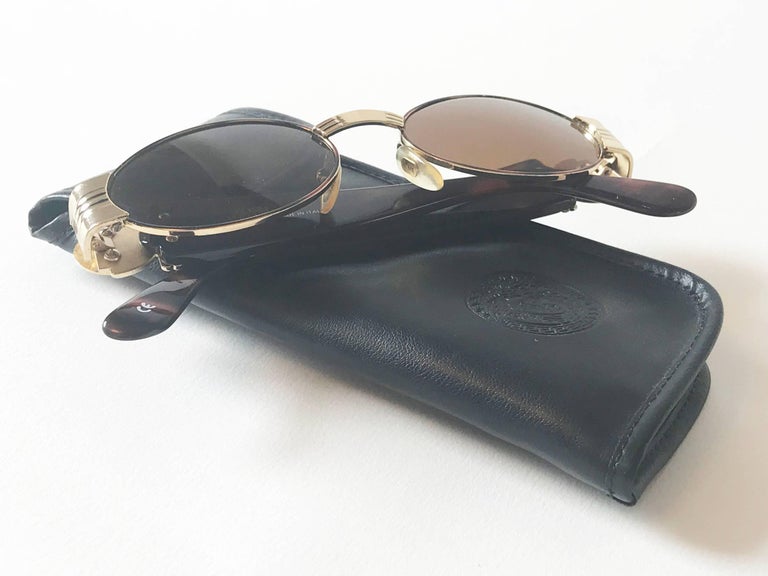 Gianni Versace Sunglasses. Mod. S72 Col. 31L. at 1stDibs | versace s72