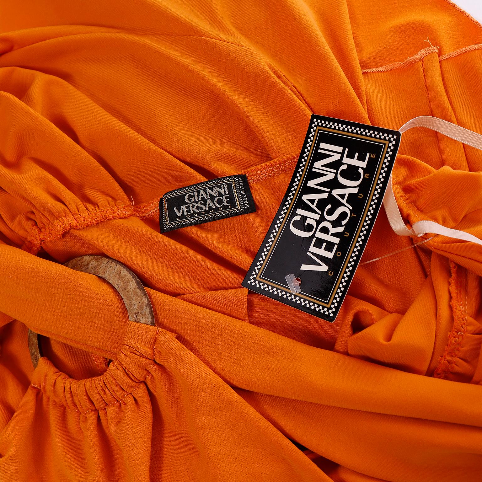 Gianni Versace - Robe asymétrique vintage orange mandarine en maille extensible en vente 4