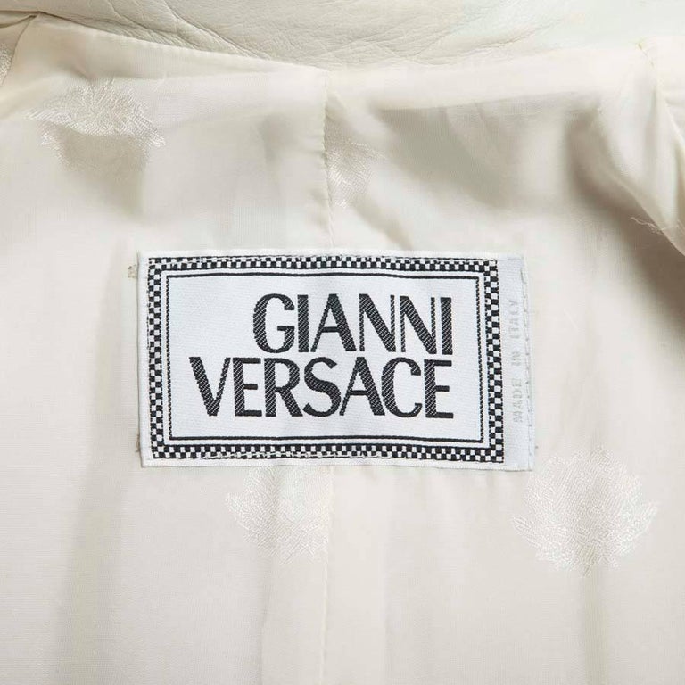 GIANNI VERSACE Trench Coat in Light Beige Wool Size 48 IT For Sale at ...