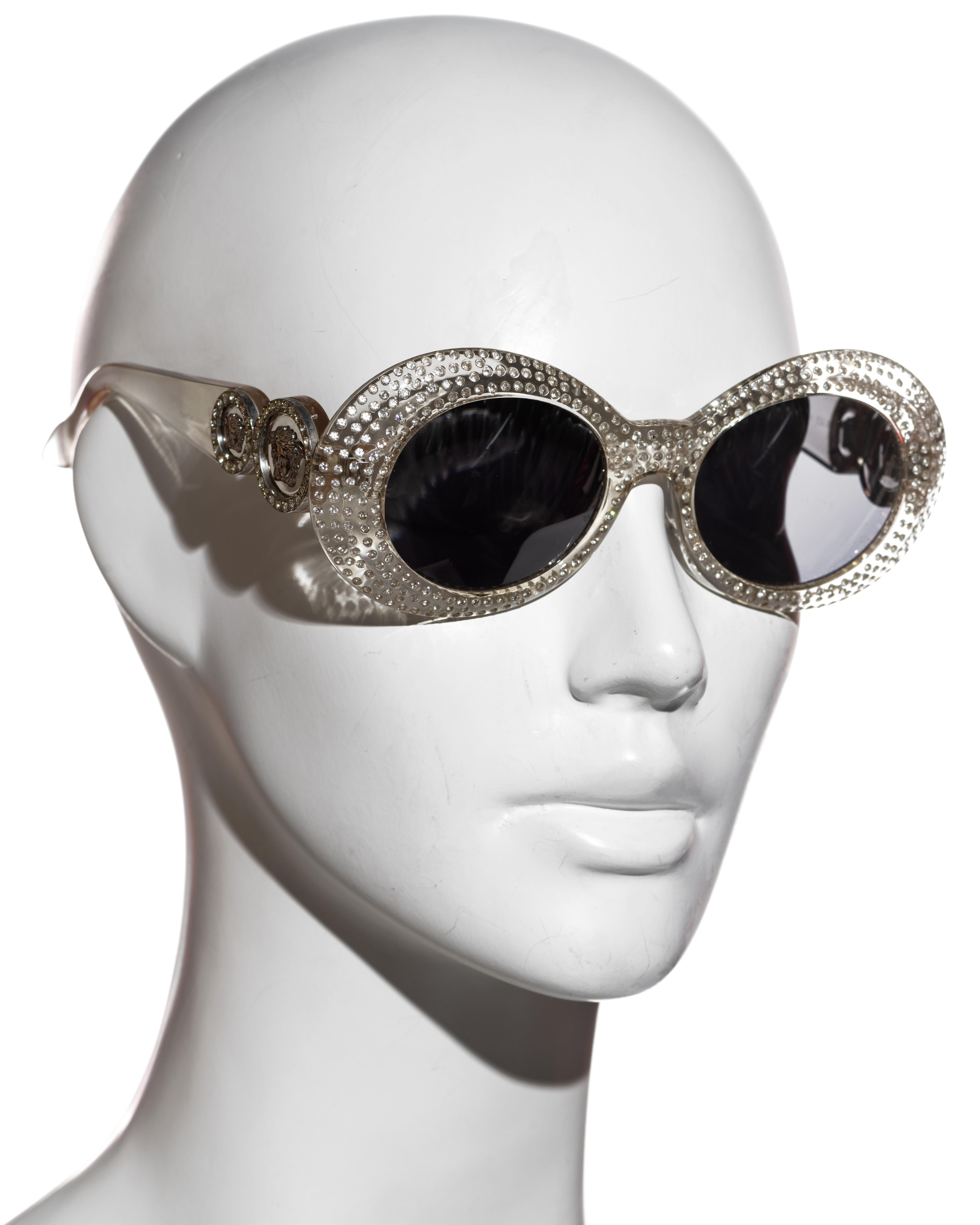 Gianni Versace unisex clear frame rhinestone sunglasses, fw 1996 In Excellent Condition In London, GB
