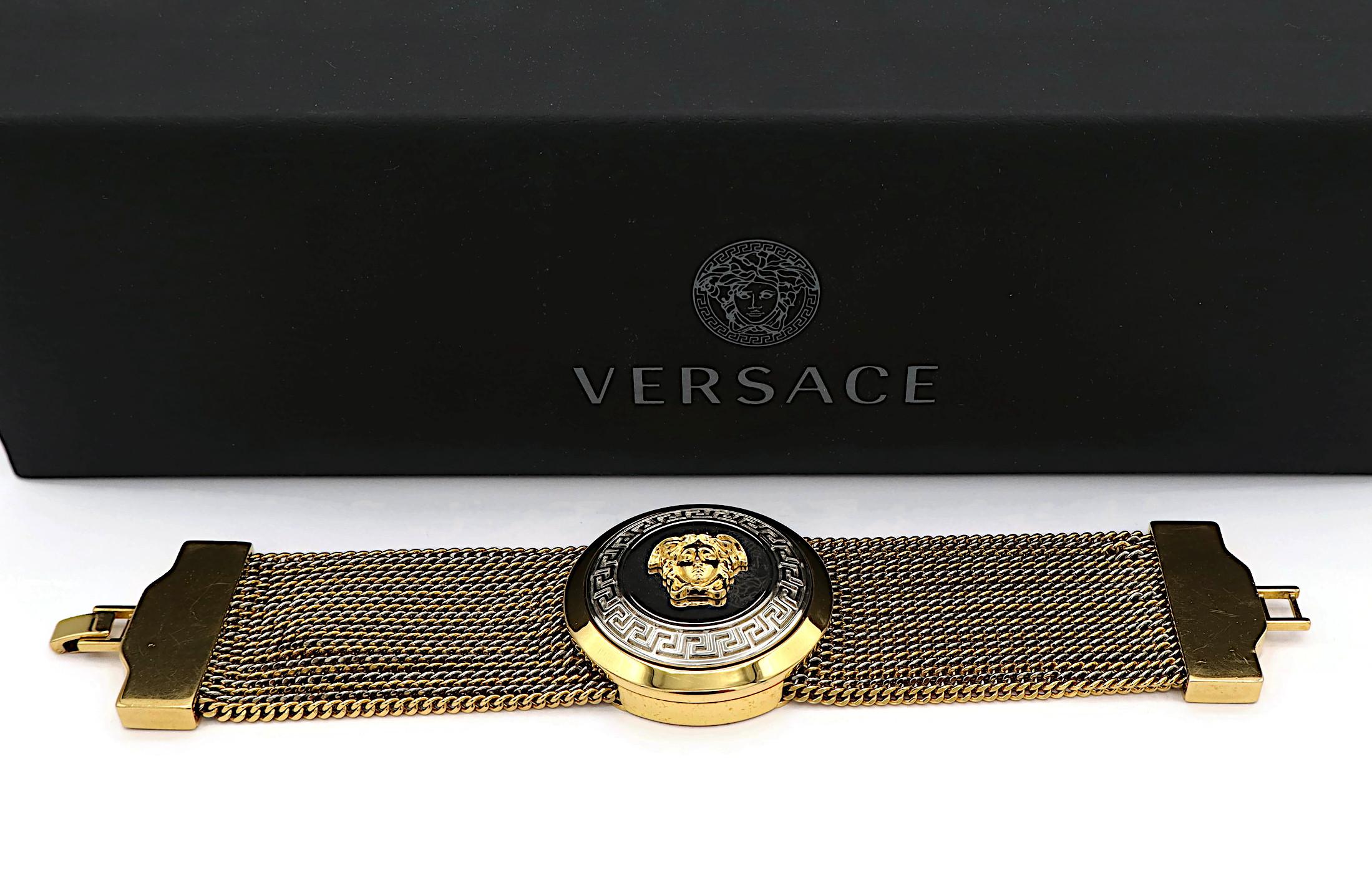 GIANNI VERSACE VANITAS Bi Tone Multi Chain Medusa Bracelet In Good Condition For Sale In Nice, FR