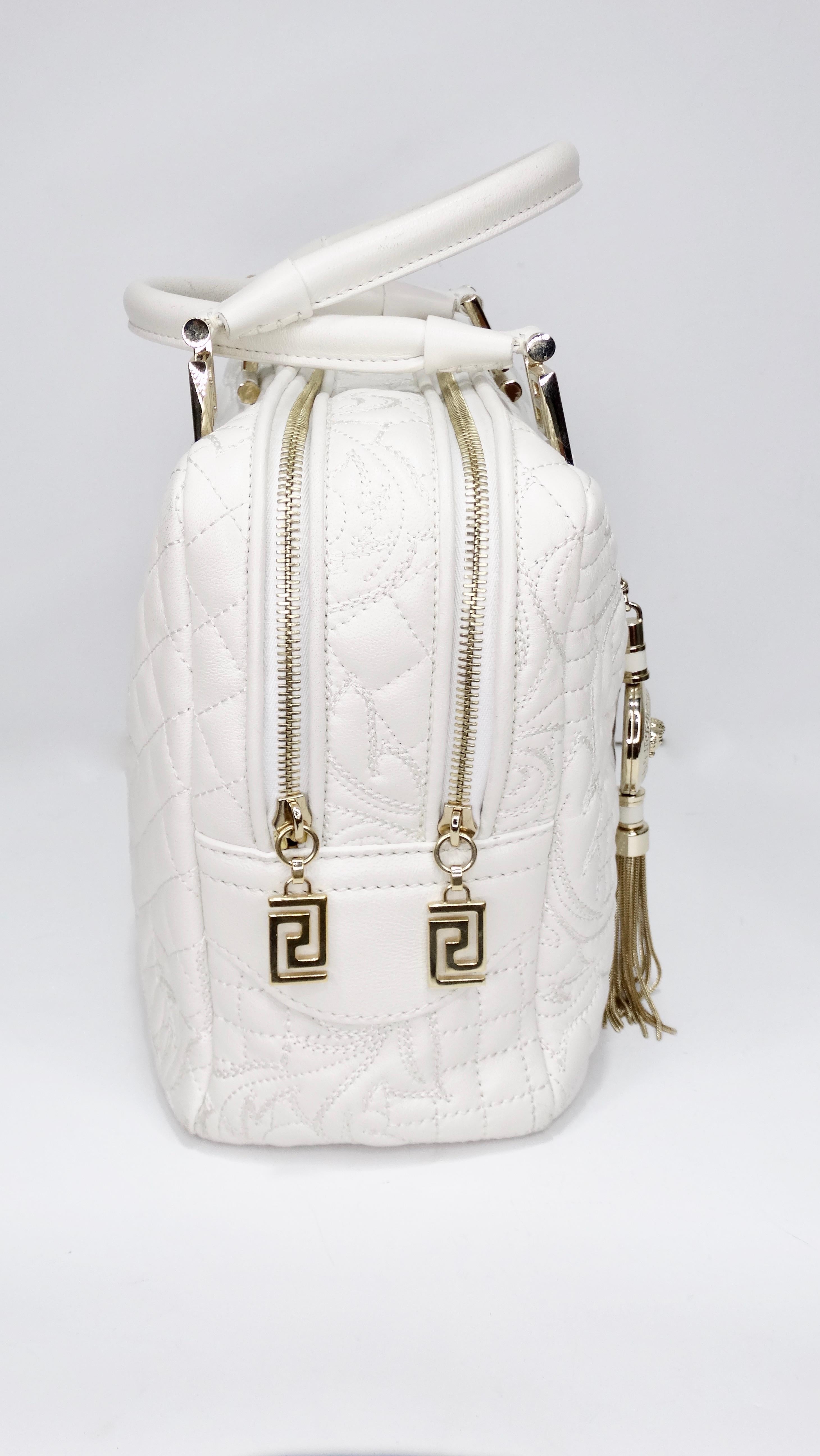 Gianni Versace Vanitas Gesteppte Handtasche im Zustand „Gut“ im Angebot in Scottsdale, AZ