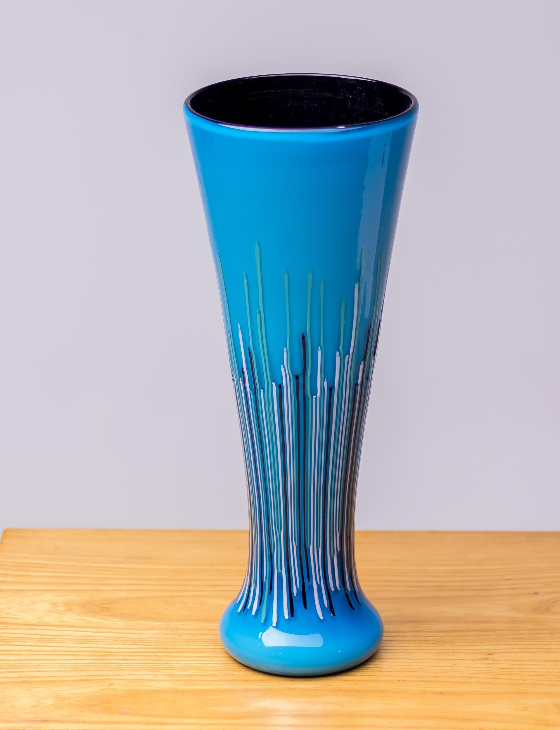 Exquisite and rare Rivoli vase designed by Gianni Versace for Venini Murano. 
Numbered and limited edition.
Marked with Venini label and inscribed at the base.

Gianni Versace, an Italian fashion icon born in 1946, revolutionized the industry with