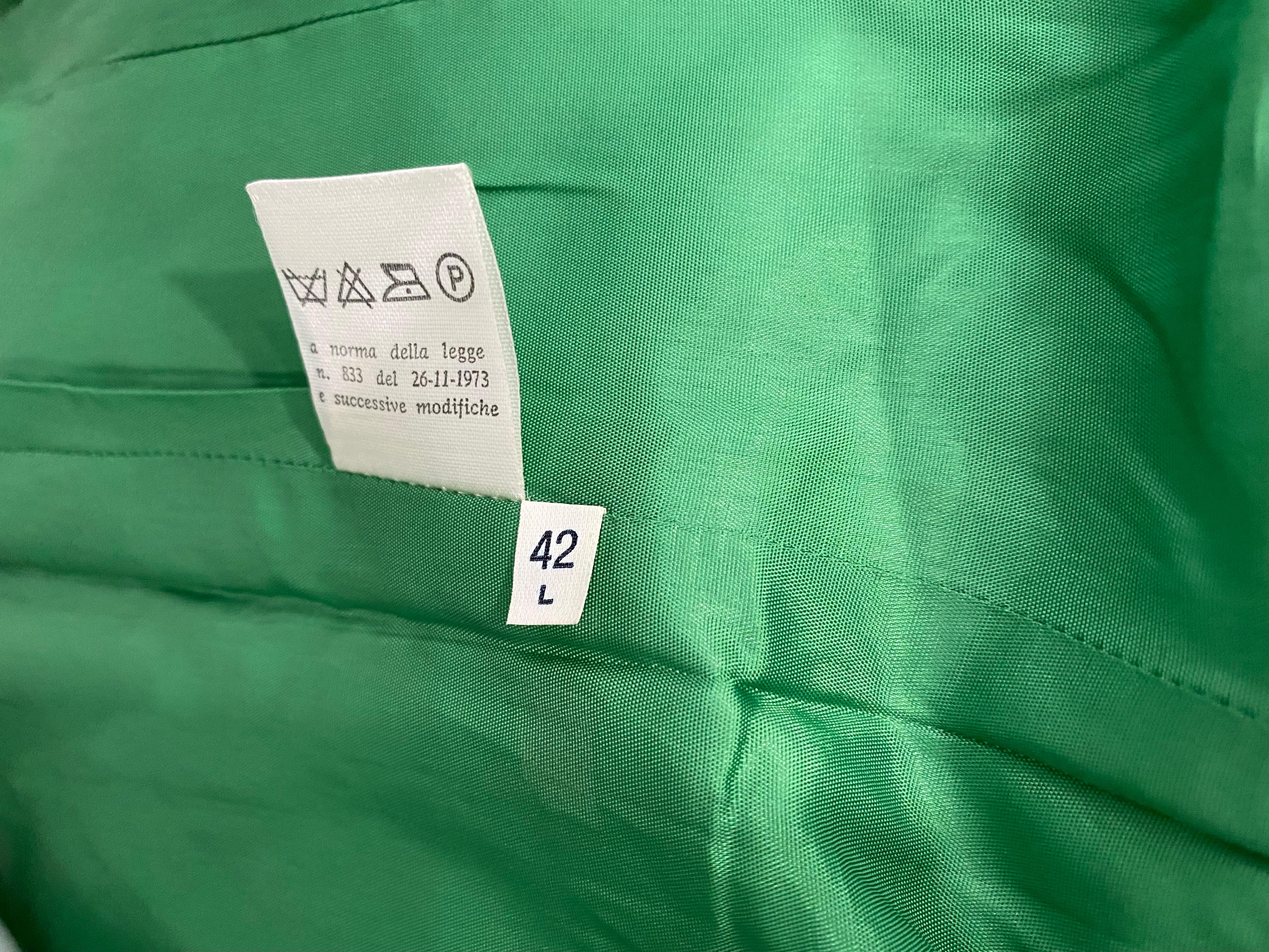 Gianni Versace Versatile Vintage Green Damask Silk Jacket - Size 42 For Sale 3