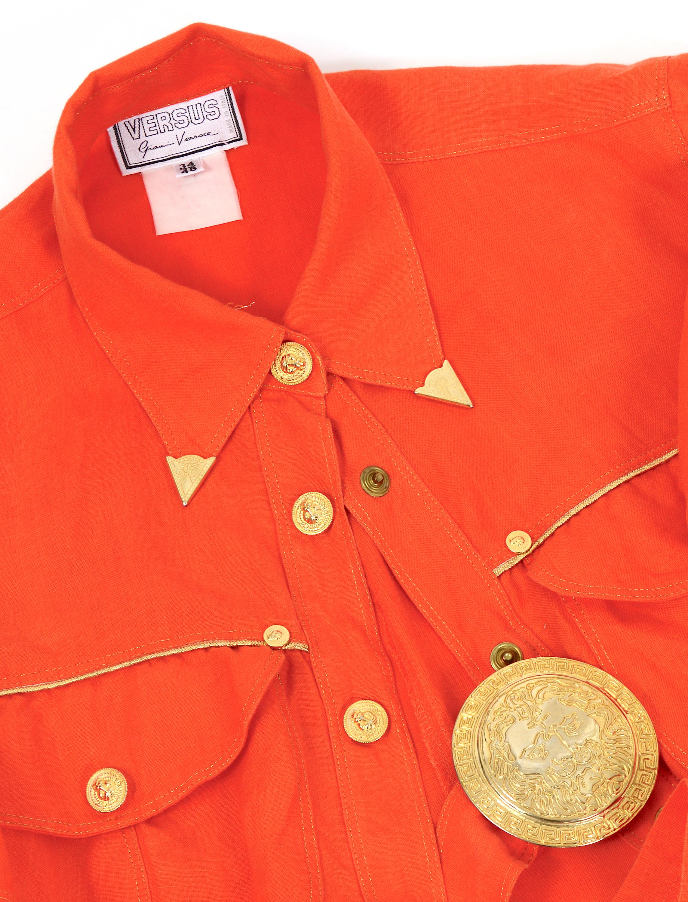 Mini robe vintage assortie en coton orange à ceinture Gianni Versace « versus » (années 1990) en vente 6