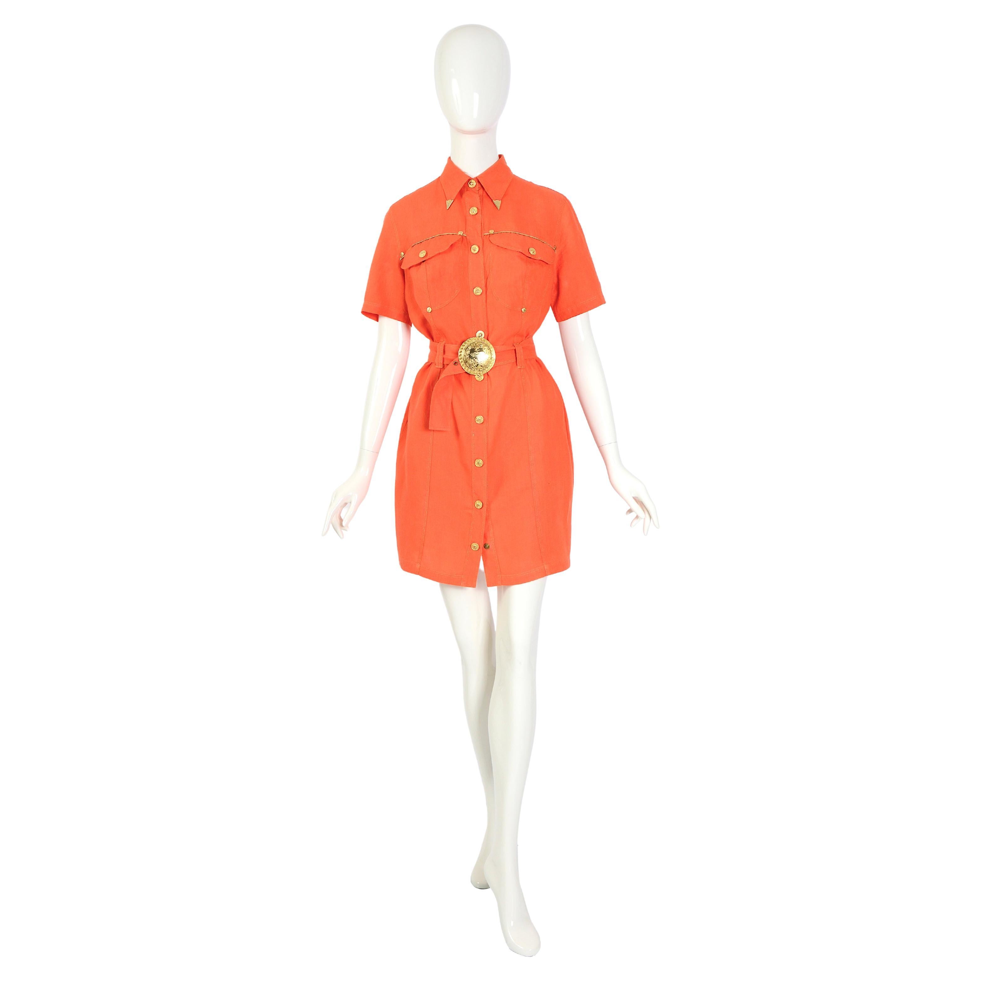 Gianni Versace „ 1990er Jahre“ Vintage Minikleid aus orangefarbener Baumwolle mit passendem Gürtel im Angebot