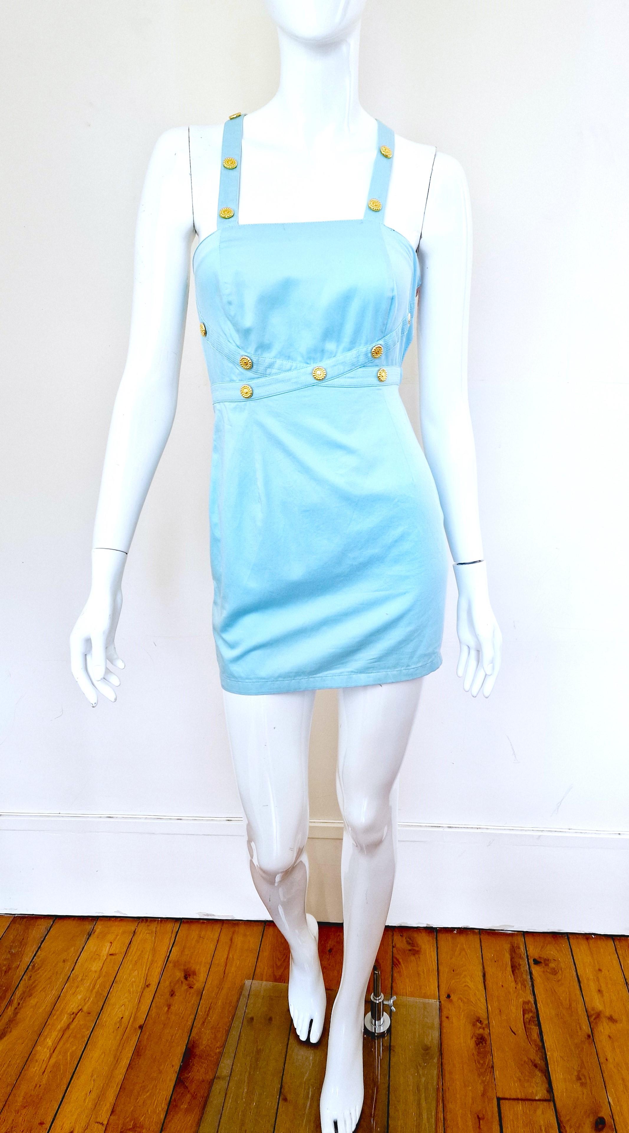 Gianni Versace BONDAGE ress from the 90s!
Iconic look!
Sun Versace buttons and snaps!
X straps!

VERY GOOD condition! INSIDE, the snaps of the straps has light discolartion at some part, it is not visible when you wear it. Please, see the last