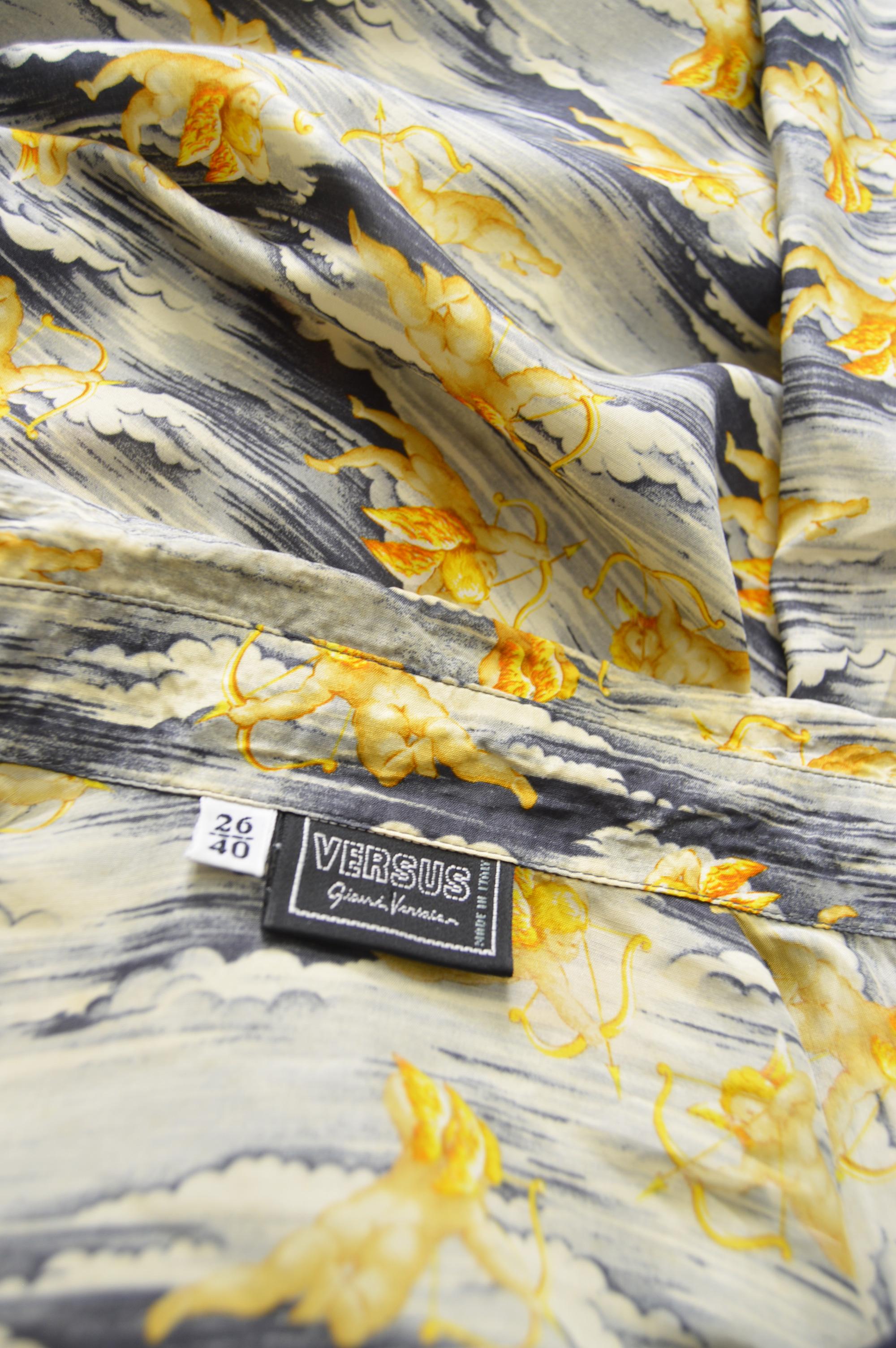 Gianni Versace Versus Vintage Silk Shirt For Sale 1