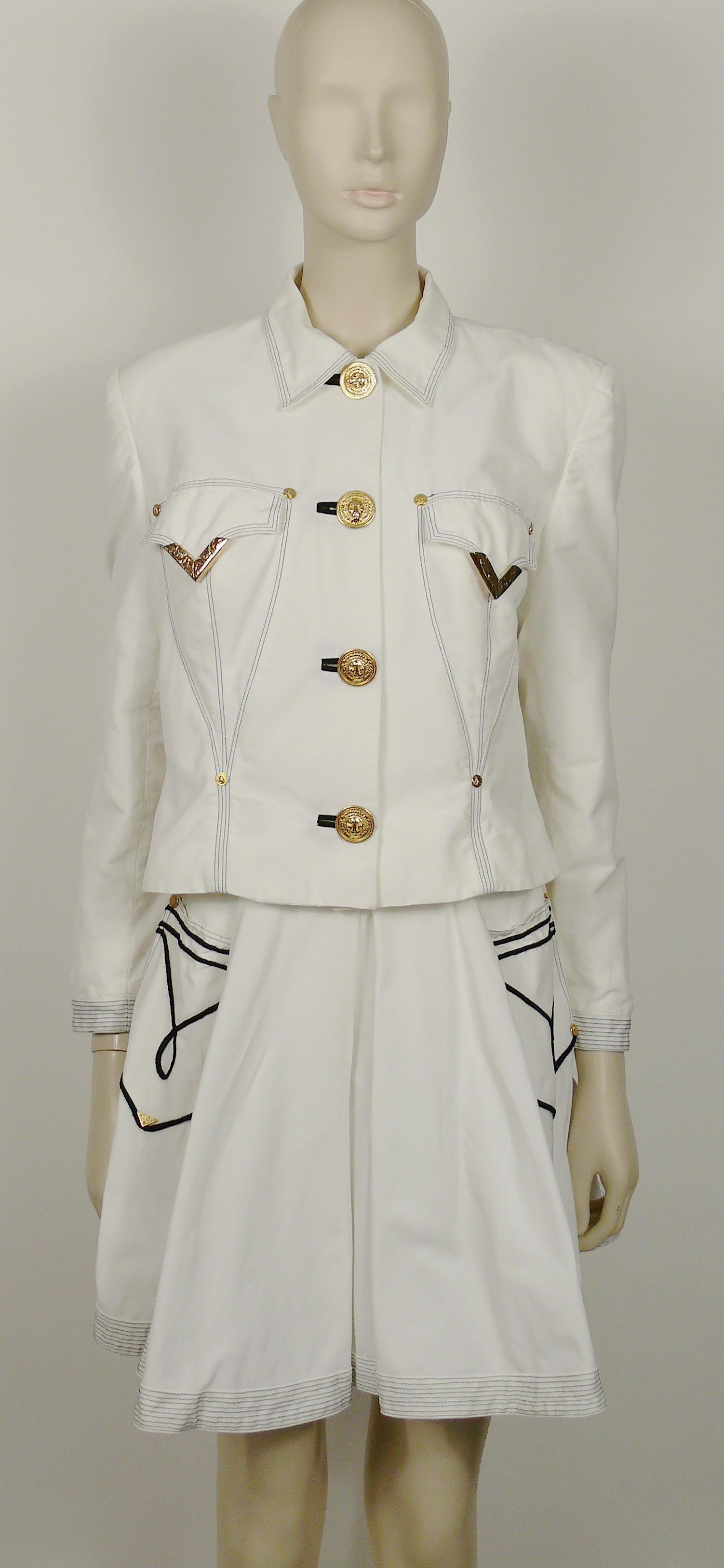 Gianni Versace Versus - Ensemble veste et jupe blanche vintage avec détails occidentaux Unisexe en vente