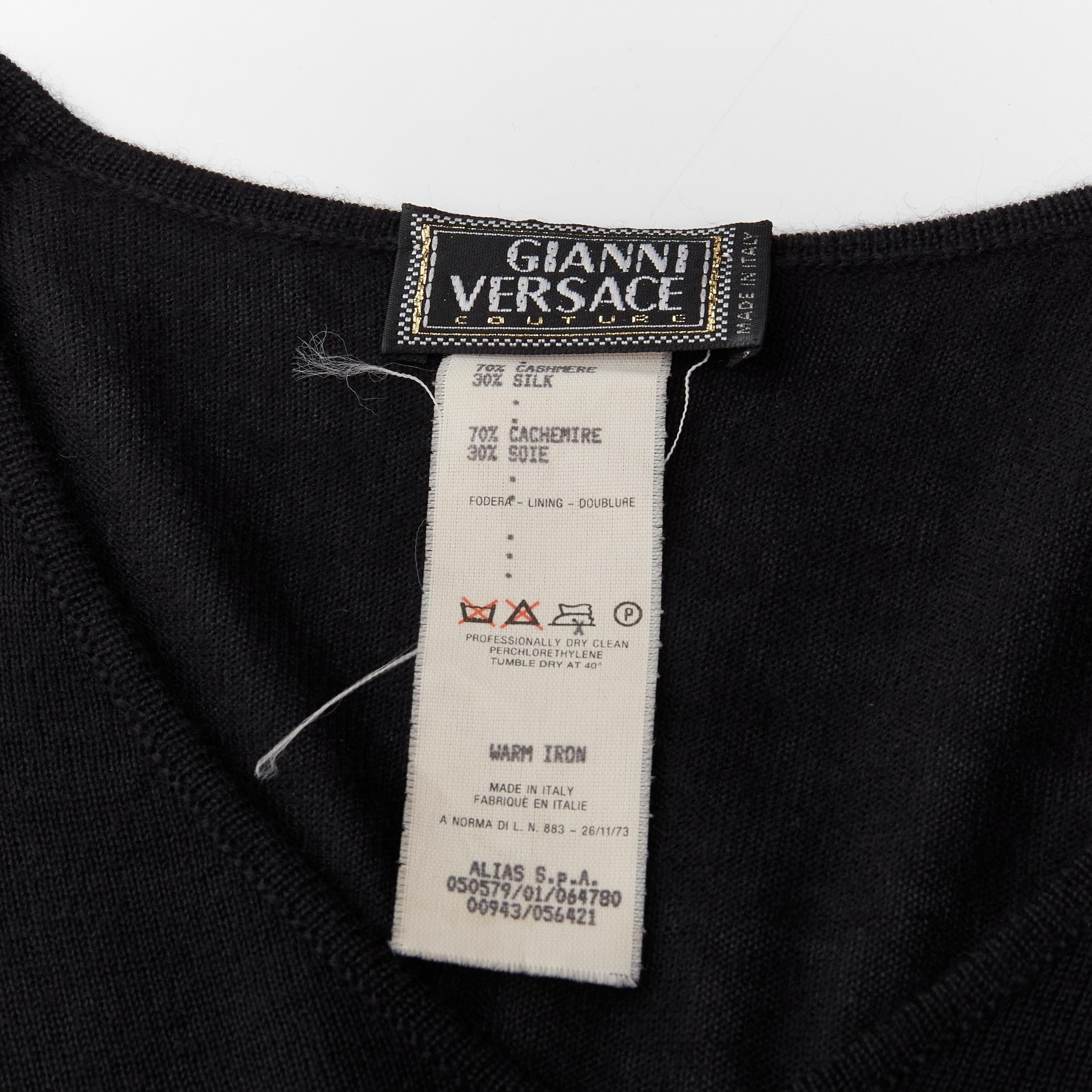 Gianni Versace - Manteau vintage à manches 3/4 en maille cachemire et mélange de laine, taille S, 2001 en vente 3
