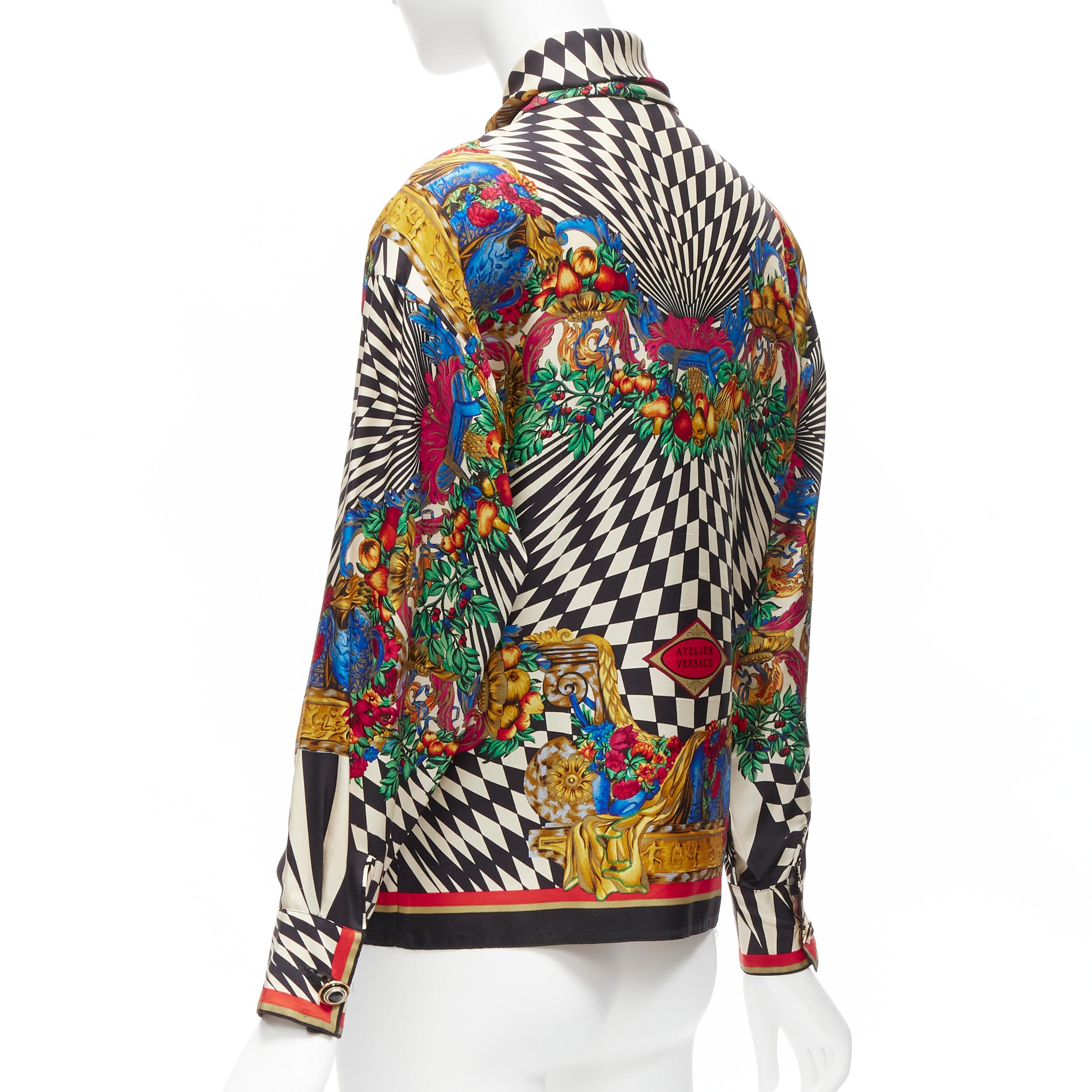 GIANNI VERSACE Vintage baroque royal optical graphic print collar shirt IT38 XS For Sale 1
