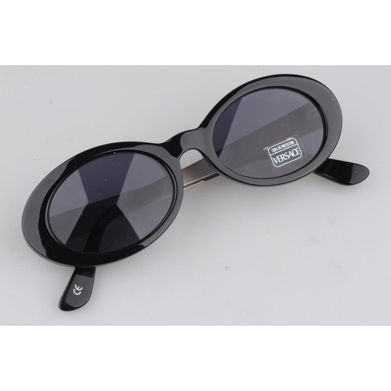 Gianni Versace Vintage Black Sunglasses Mod. 451G Col 852 Gianni Versace Vintage Black Sunglasses Mod. 451G Col 852