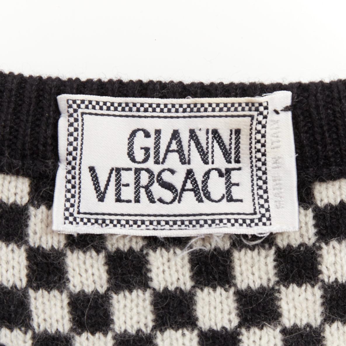 GIANNI VERSACE Vintage black white checkered cropped sweater vest For Sale 3
