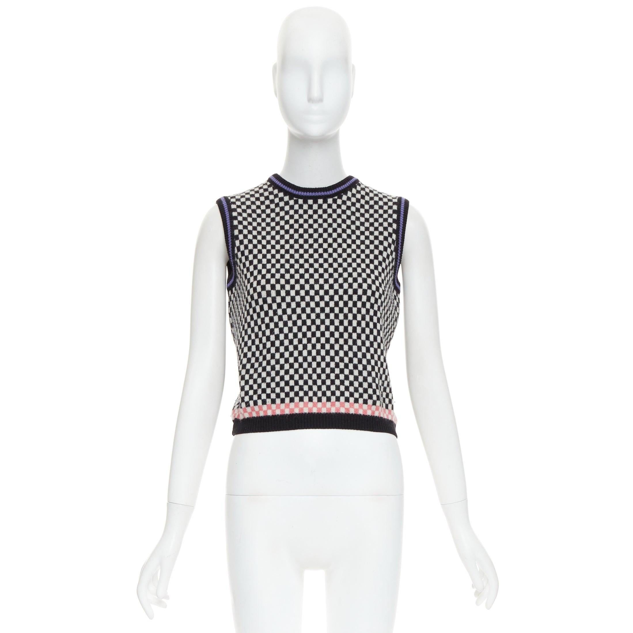GIANNI VERSACE Vintage black white checkered cropped sweater vest For Sale 4