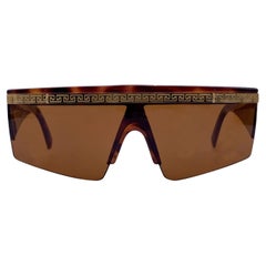 Gianni Versace Vintage Brown Mint Shield Mod T76 Col. 900 Sunglasses
