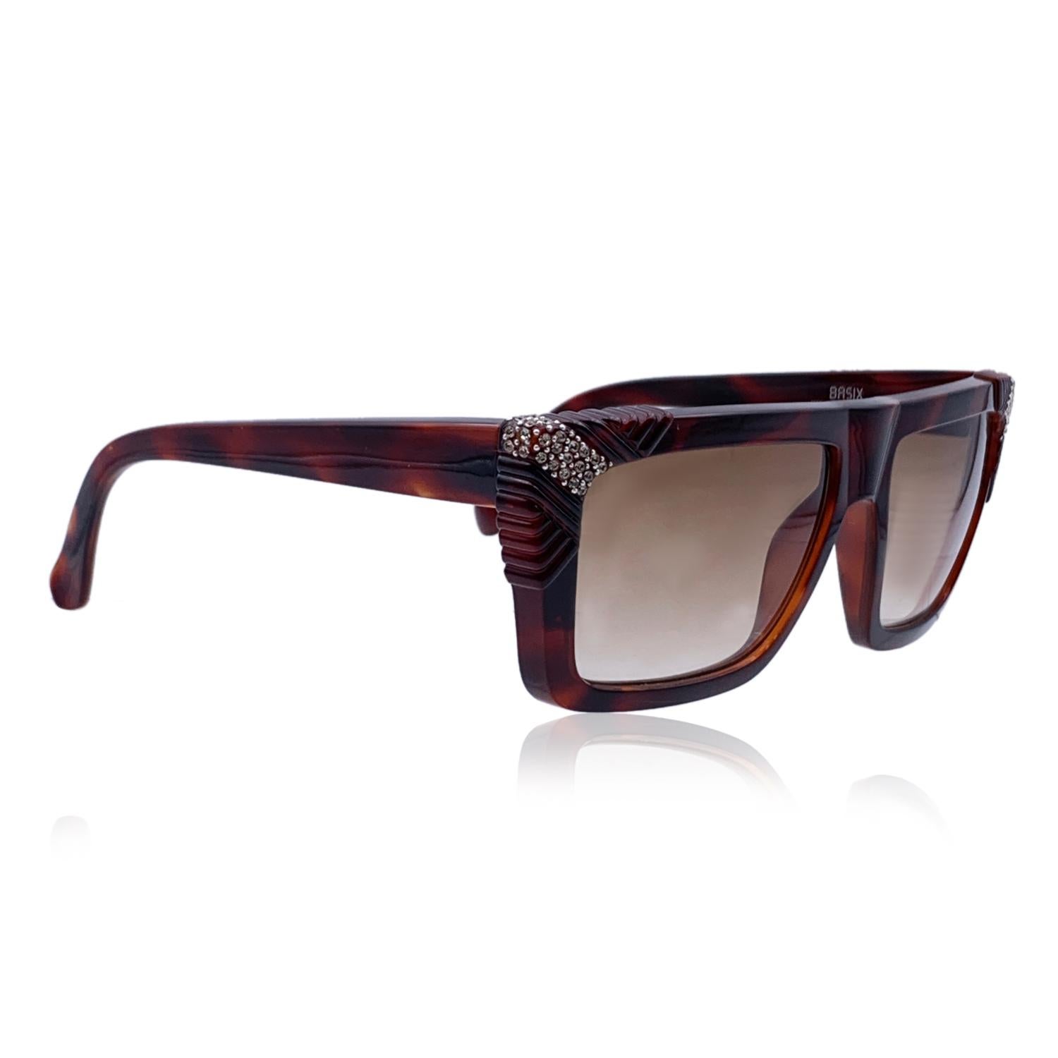 Women's Gianni Versace Vintage Brown Sunglasses Mod. Basix 812 Col.688 For Sale