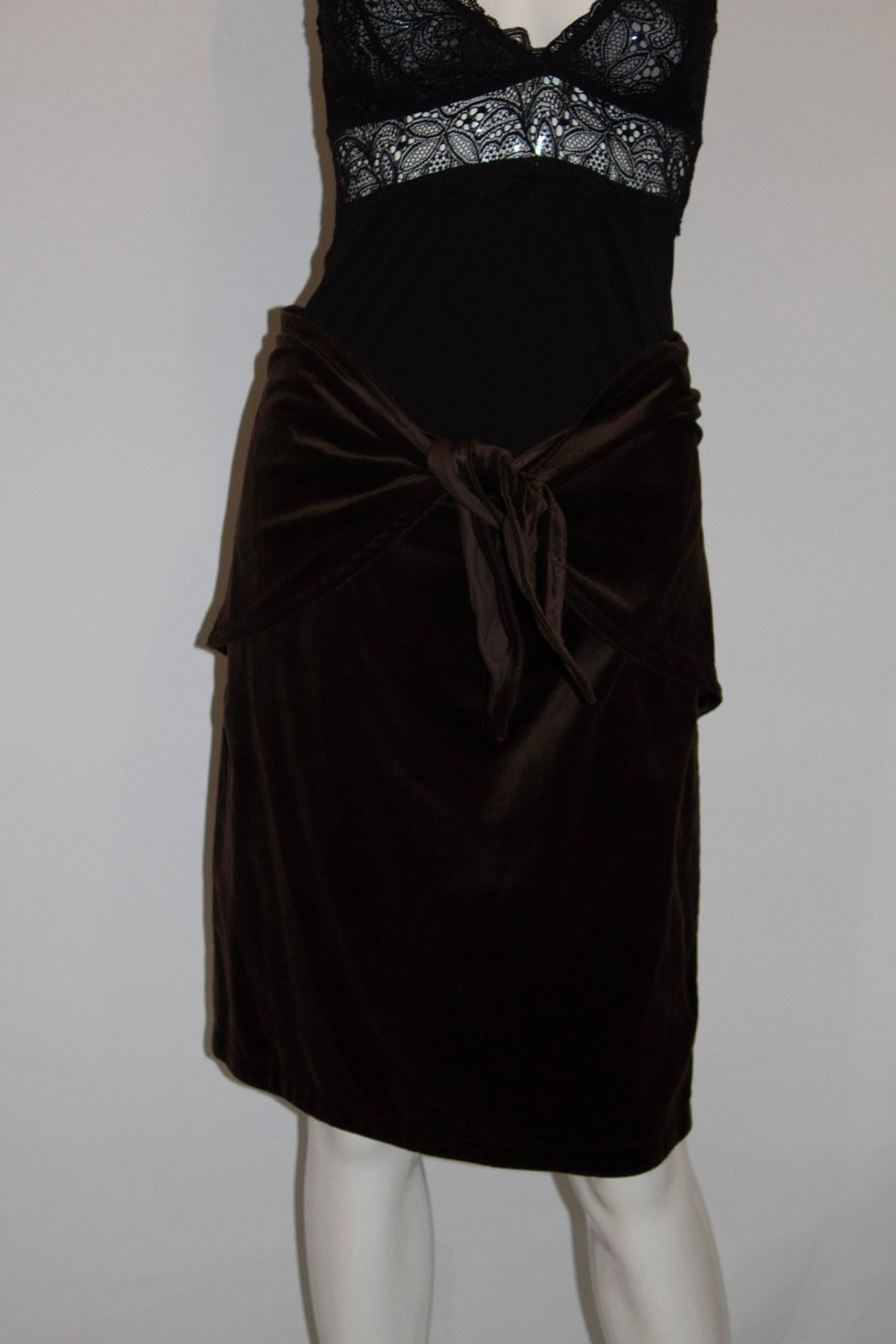 Gianni Versace Vintage Brown Velvet Skirt In Good Condition For Sale In London, GB