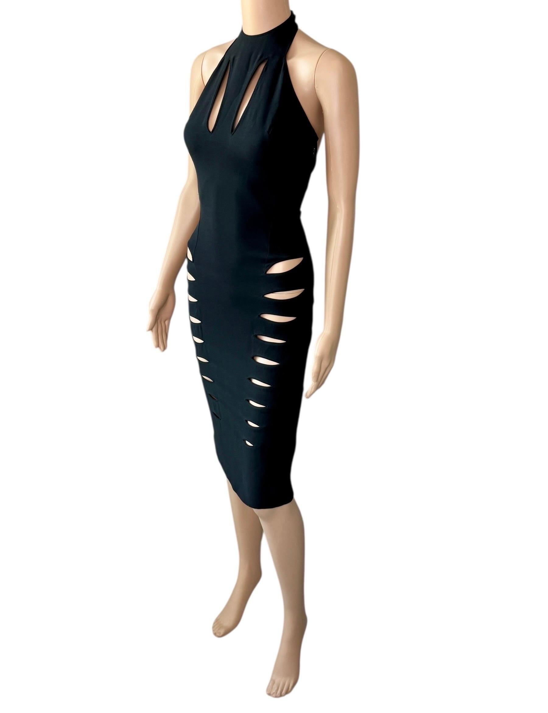 Gianni Versace - Vestito midi nero con ritaglio e scollo alla caviglia - Midi Dress in vendita 9