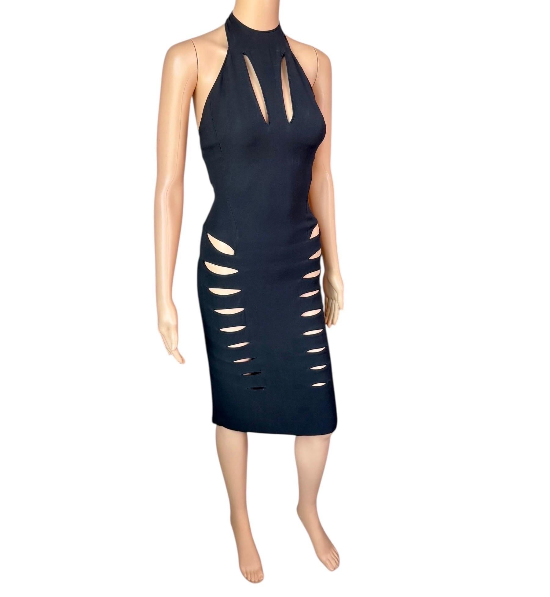Gianni Versace - Vestito midi nero con ritaglio e scollo alla caviglia - Midi Dress in vendita 11