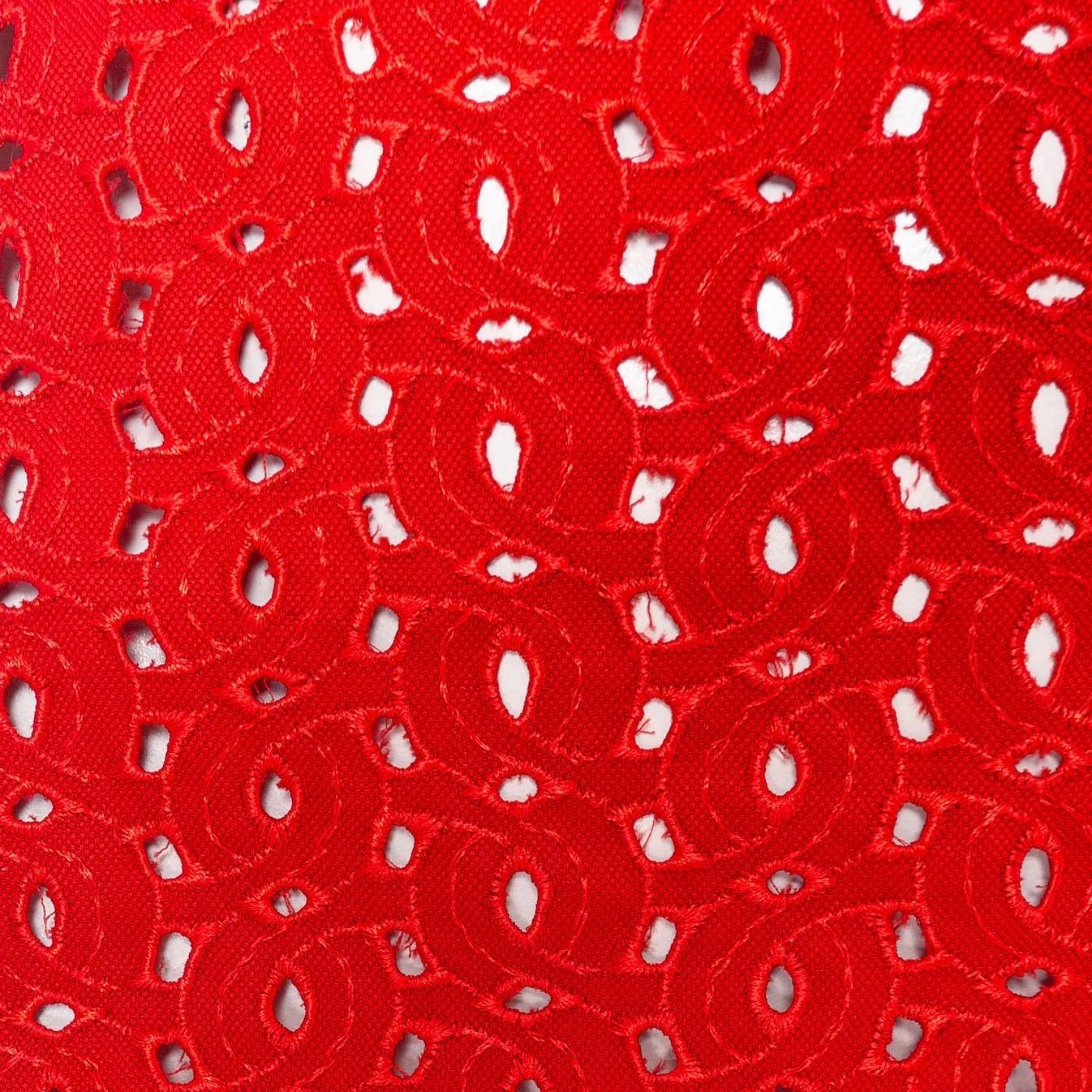 Women's Gianni Versace Vintage Eyelet Pencil Skirt Spring2002 Documented For Sale