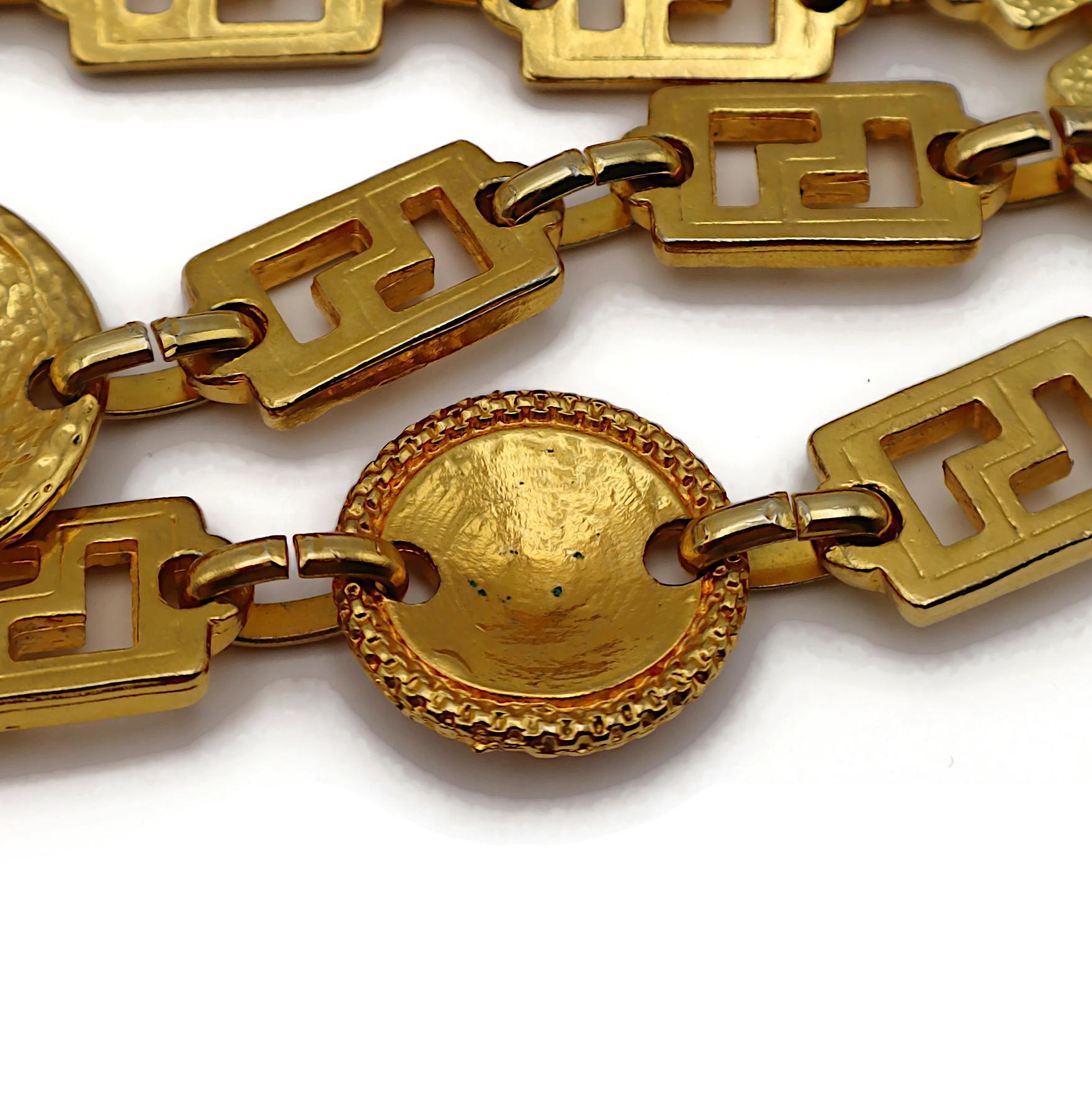 Gianni Versace - Collier ras du cou en or à quatre brins en forme de Méduse, 1992 en vente 12