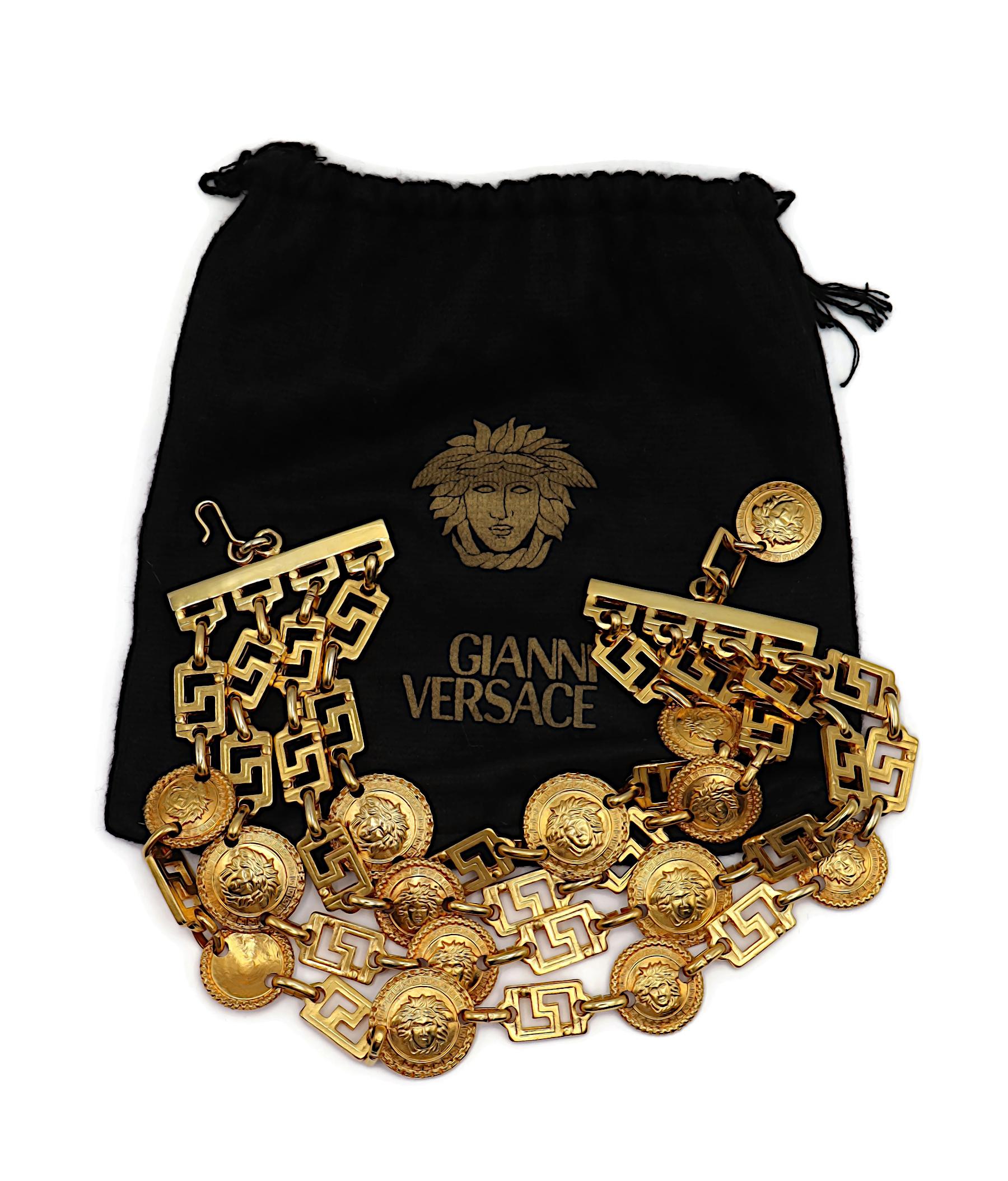 Gianni Versace - Collier ras du cou en or à quatre brins en forme de Méduse, 1992 Bon état - En vente à Nice, FR