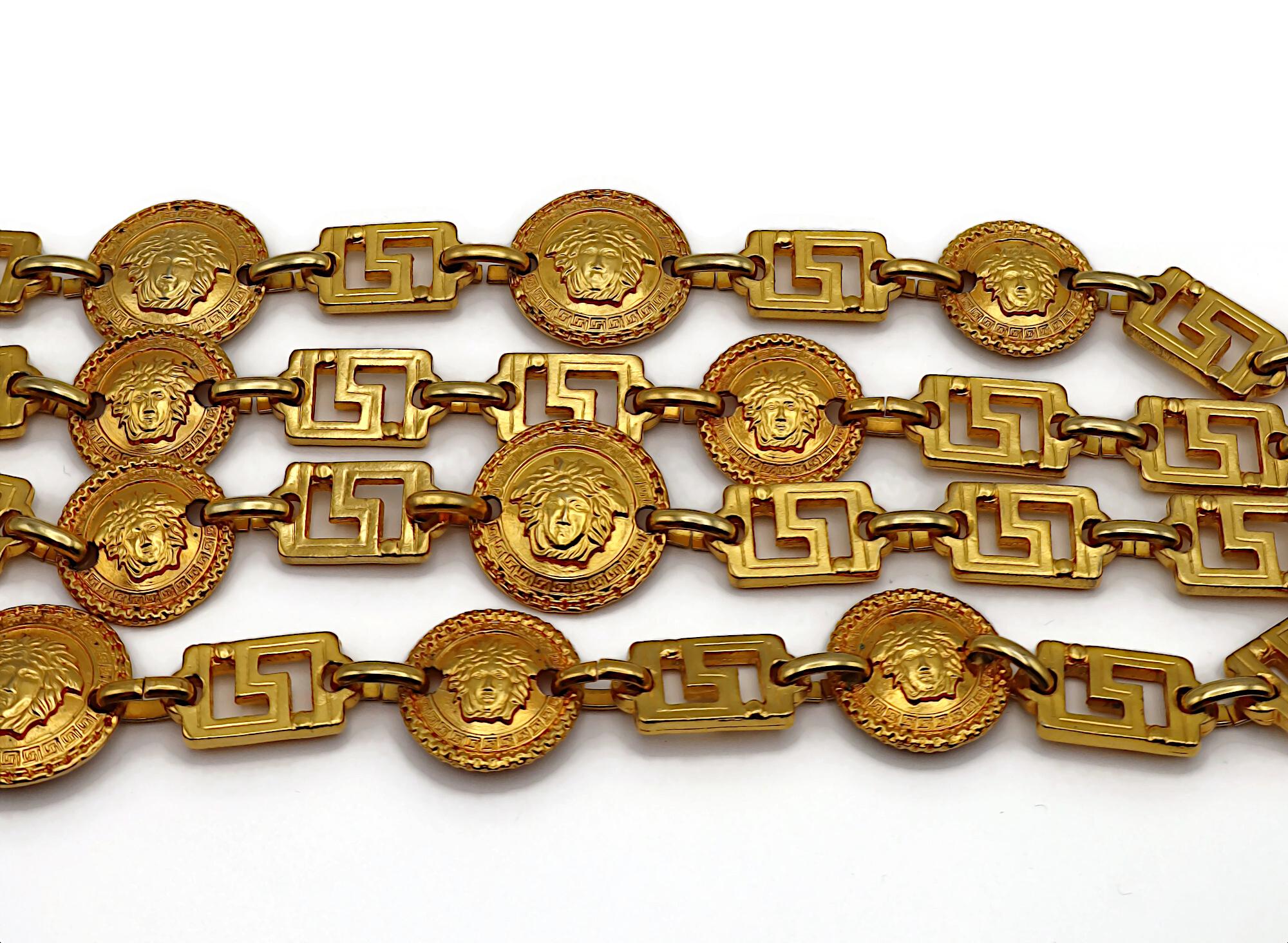Gianni Versace - Collier ras du cou en or à quatre brins en forme de Méduse, 1992 en vente 5