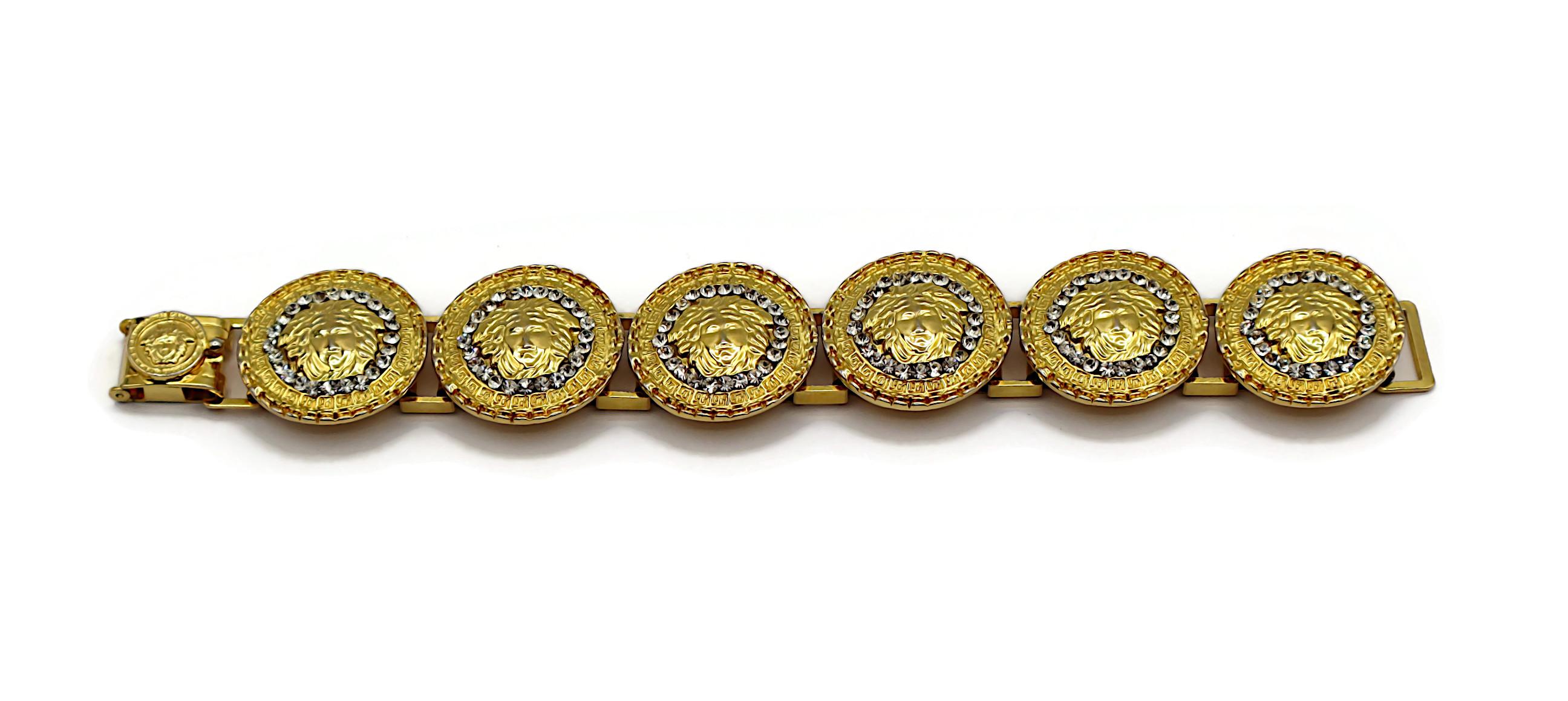 GIANNI VERSACE Vintage Iconic Gold Tone Medusa Crystal Bracelet In Good Condition For Sale In Nice, FR