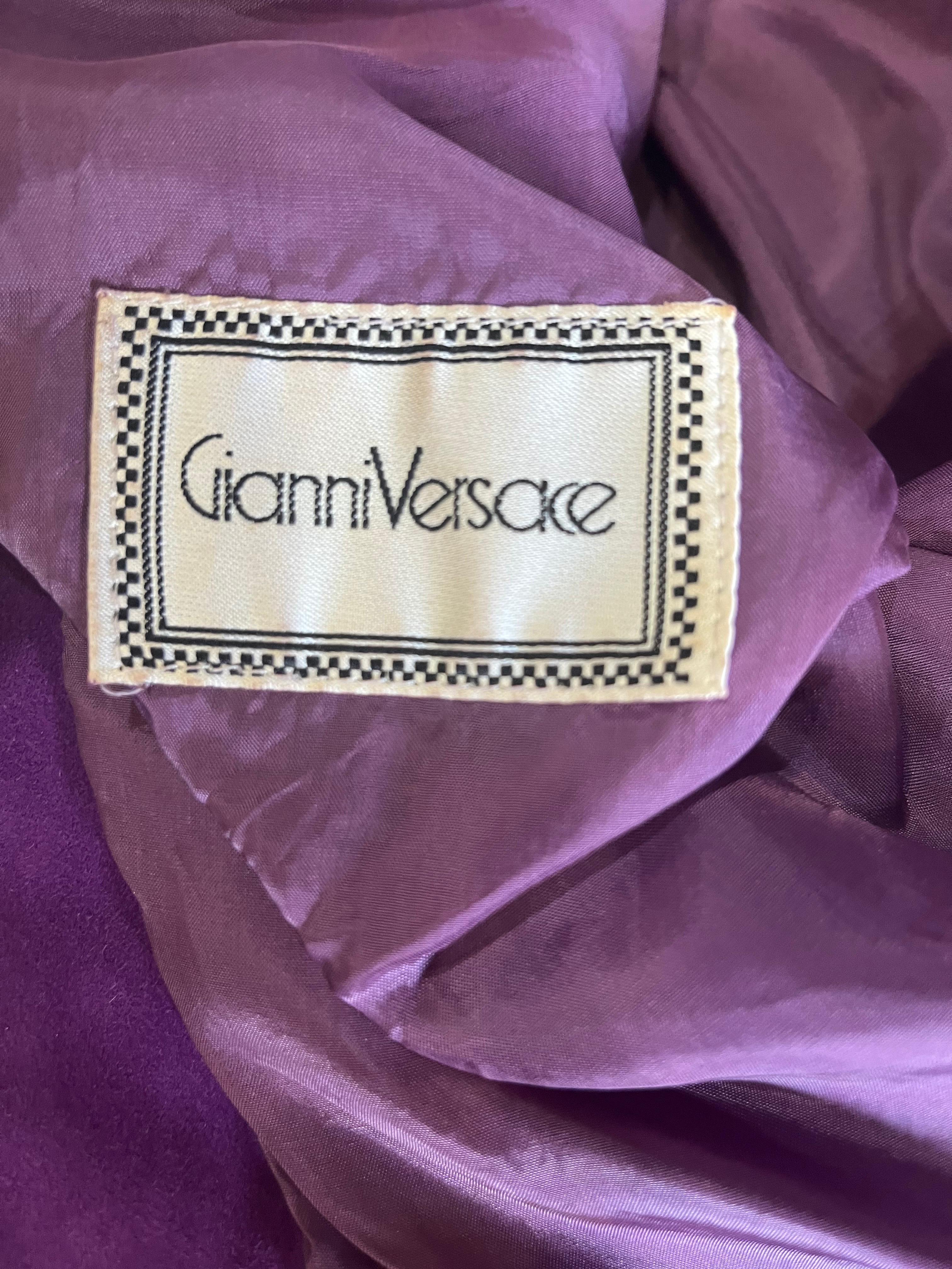 Gianni Versace vintage jacket from 80s For Sale 4