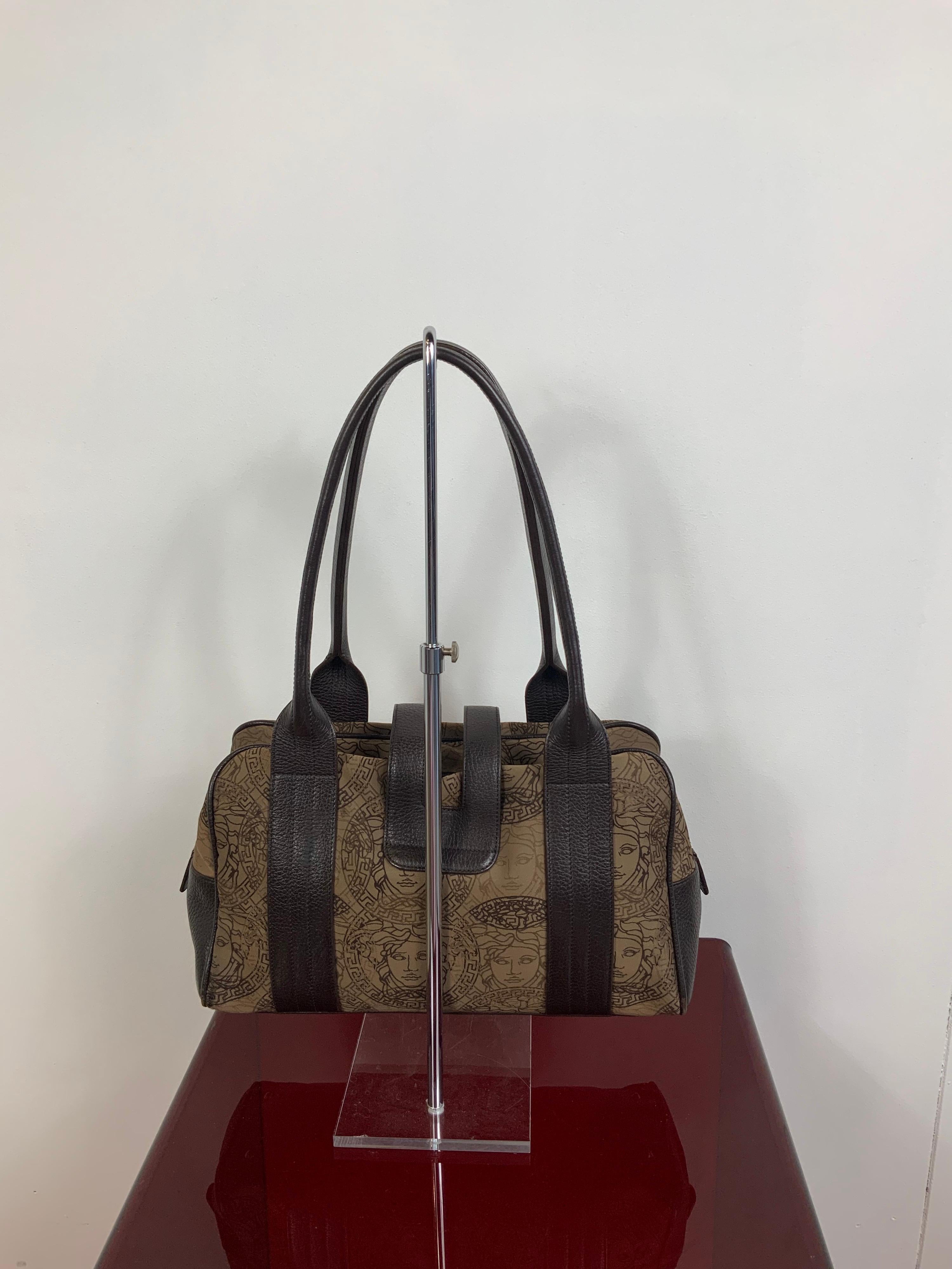 Gianni Versace vintage medusa bag For Sale at 1stDibs | gianni versace ...