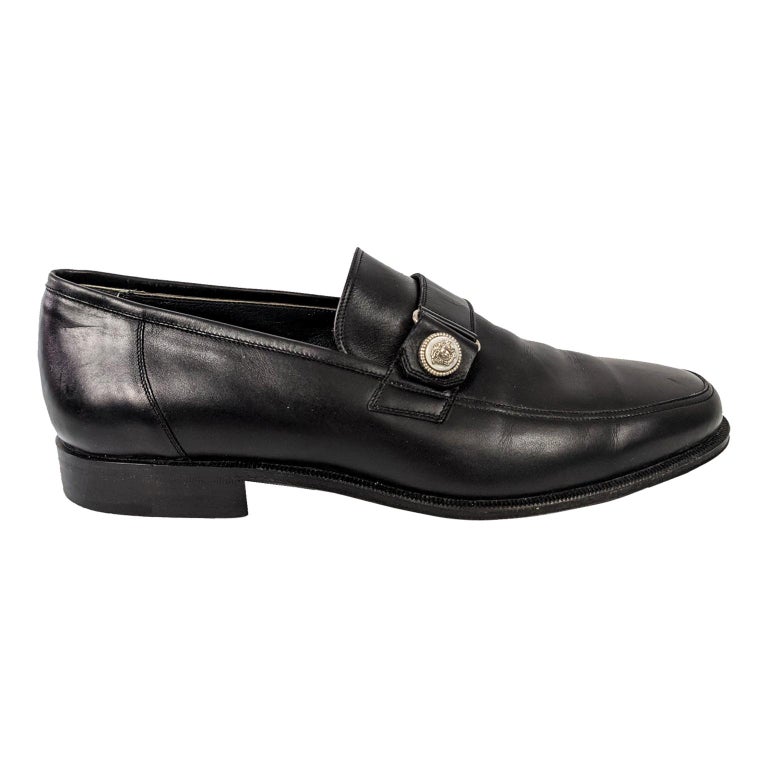 Grundig designer klodset Gianni Versace Vintage Mens Medusa Head Loafers Shoes For Sale at 1stDibs |  gianni shoes mens
