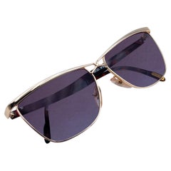 Gianni Versace Vintage Mint Gold Metal Sunglasses V 30 58/12 140mm