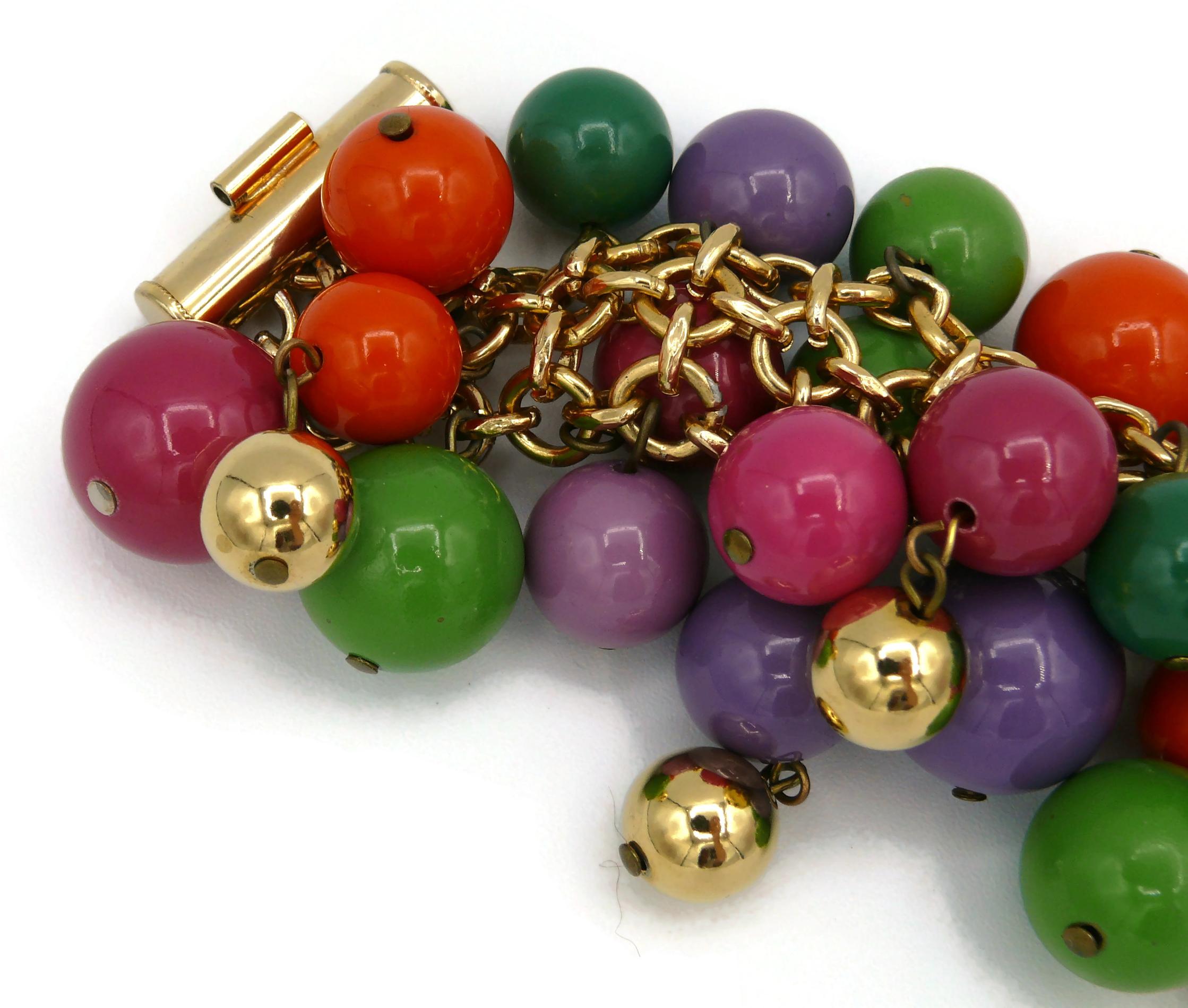 GIANNI VERSACE Bracelet grappe de perles en résine multicolore vintage en vente 5