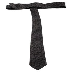 Gianni Versace Vintage Purple Floral Silk Jacquard Skinny Tie