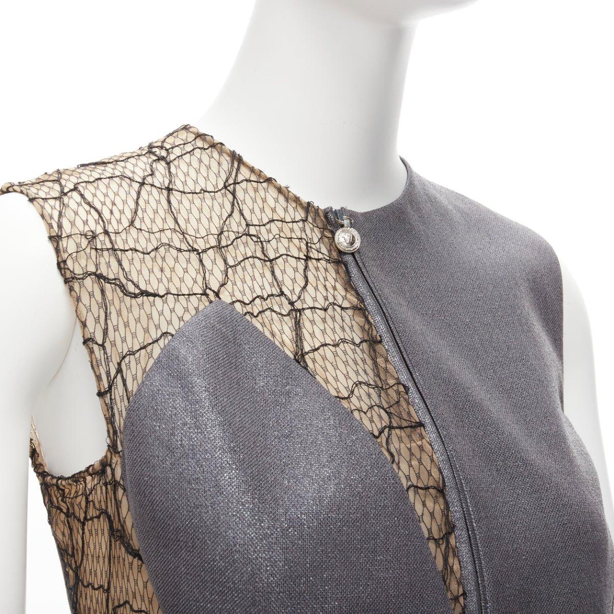 GIANNI VERSACE Vintage Runway grey lurex nude lace mesh illusion panel vest pants suit set IT38 XS
Reference: TGAS/D00447
Brand: Gianni Versace
Designer: Gianni Versace
Material: Wool, Blend
Color: Grey, Black
Pattern: Solid
Closure: Zip
Lining: