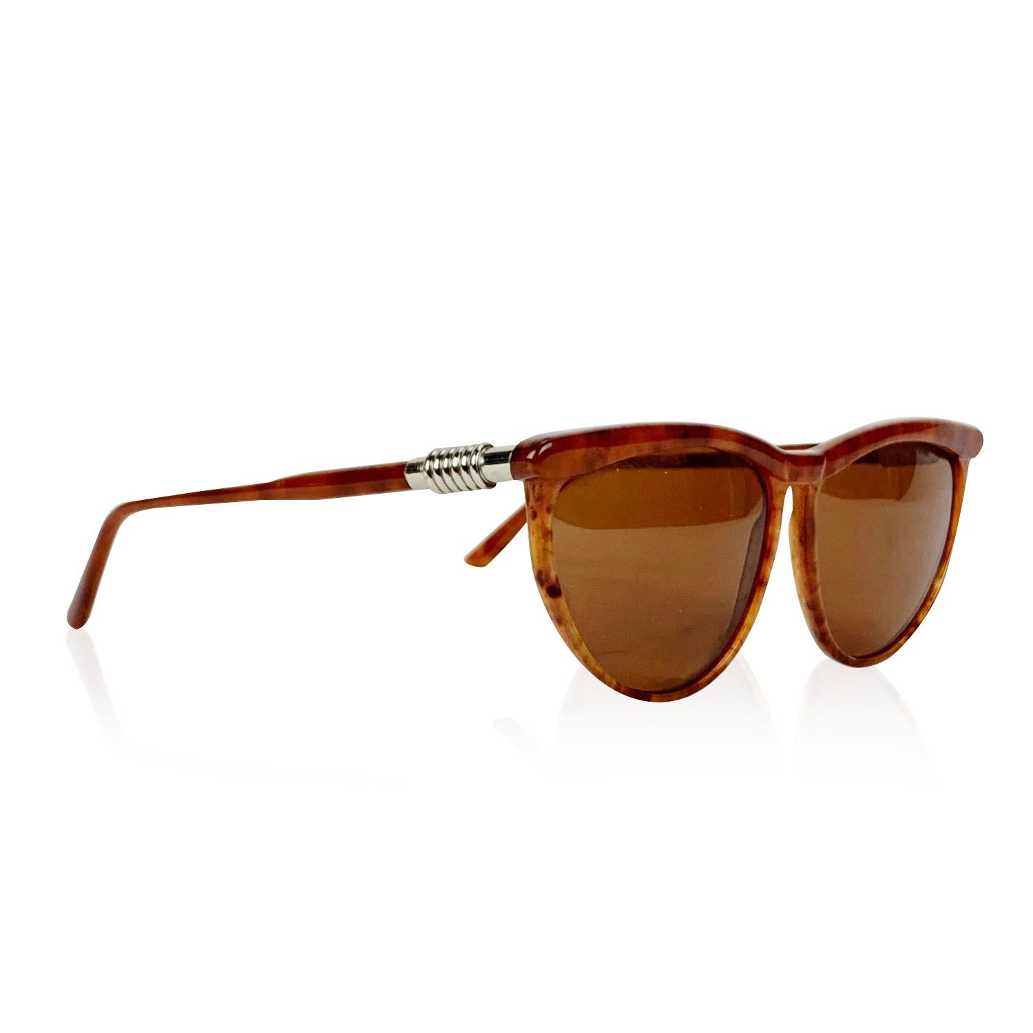 Gianni Versace Vintage Sunglasses Mod. 488 Brown 59-15 140mm In Excellent Condition In Rome, Rome