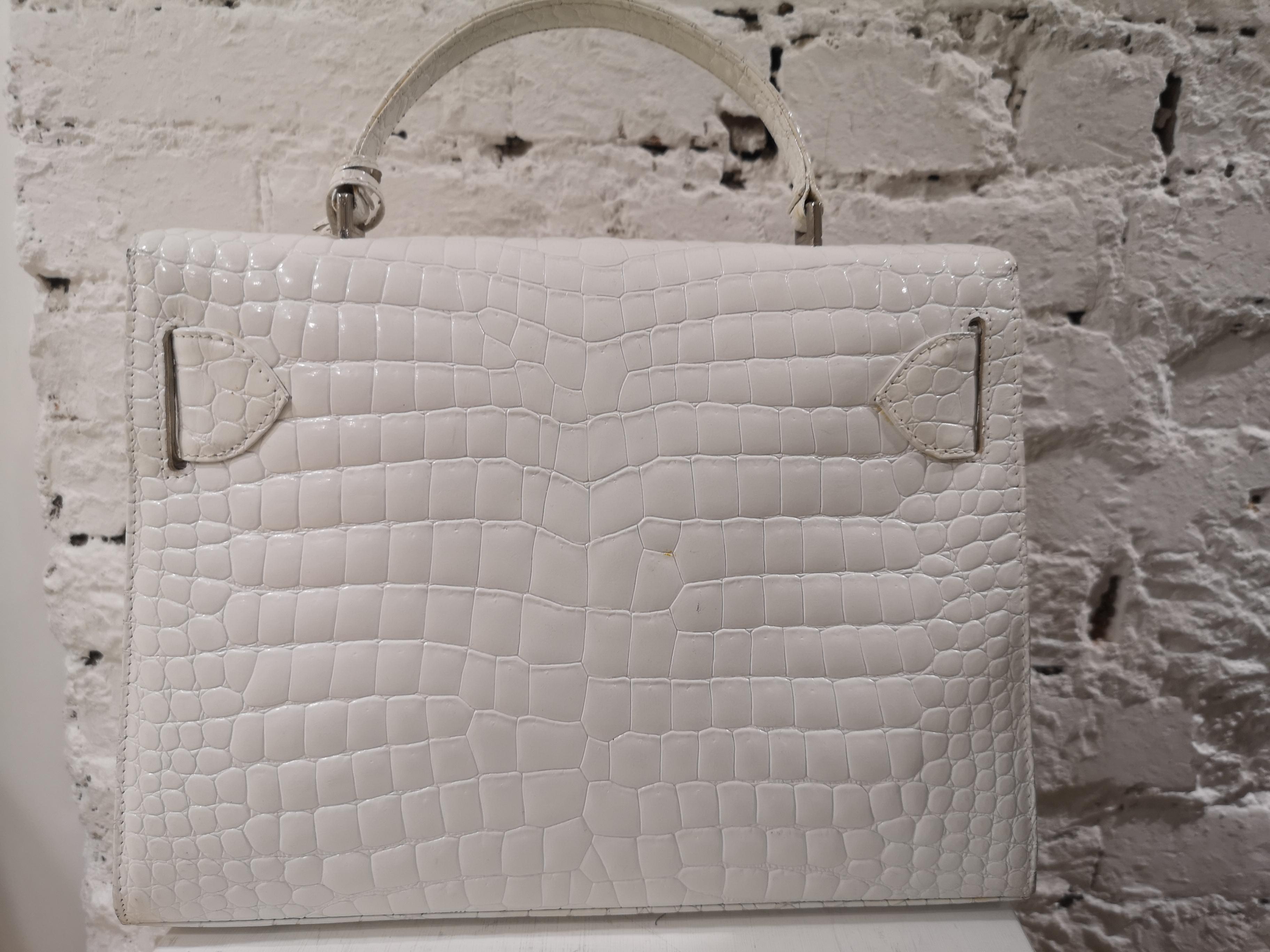 Gianni Versace white leather cocco handle shoulder bag 11