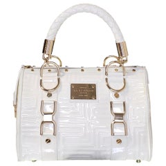 GIANNI VERSACE Sac petit format en cuir verni matelassé blanc " SNAP OUT OF IT "