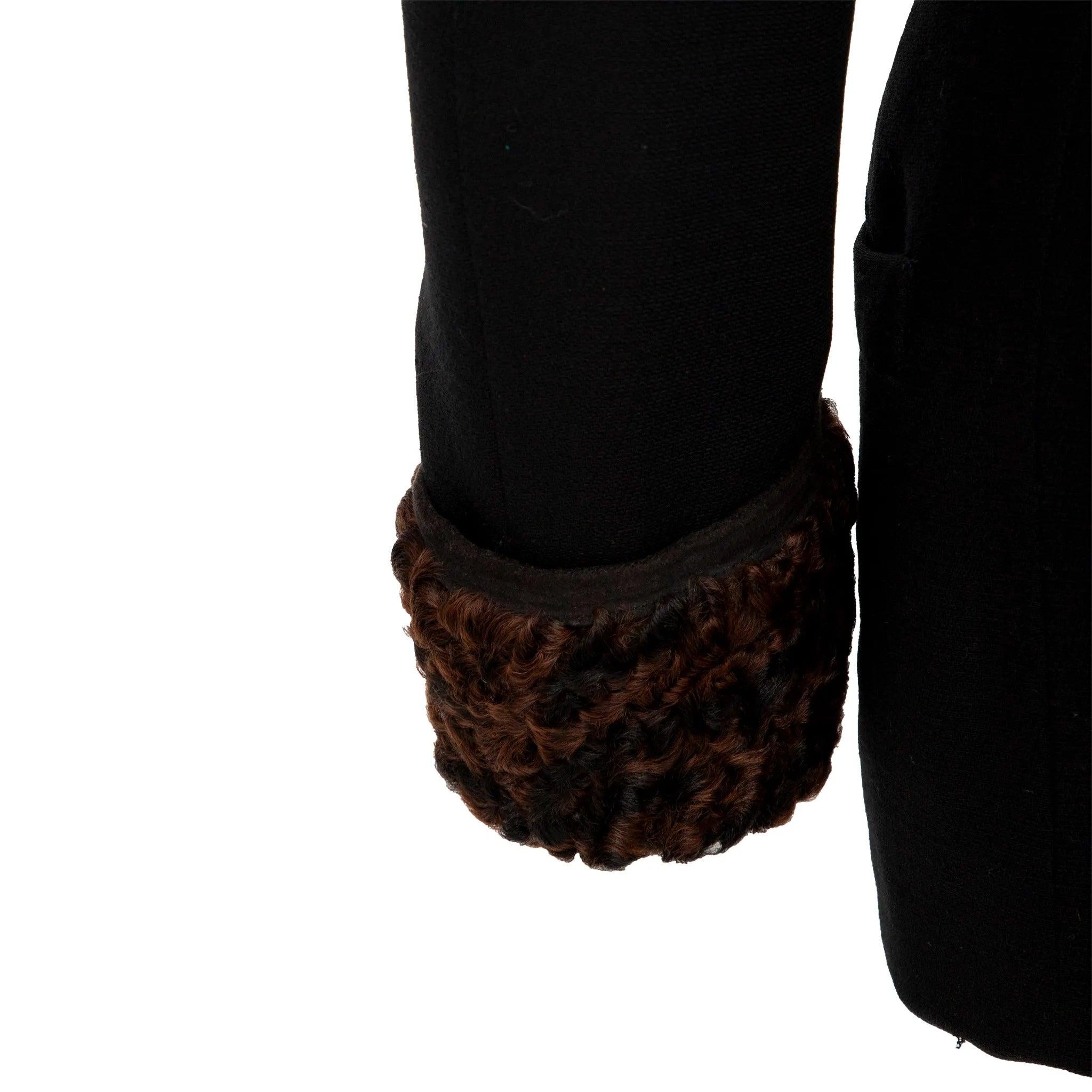 Gianni Versace Veste en laine avec empiècements en fourrure - années 90 en vente 5