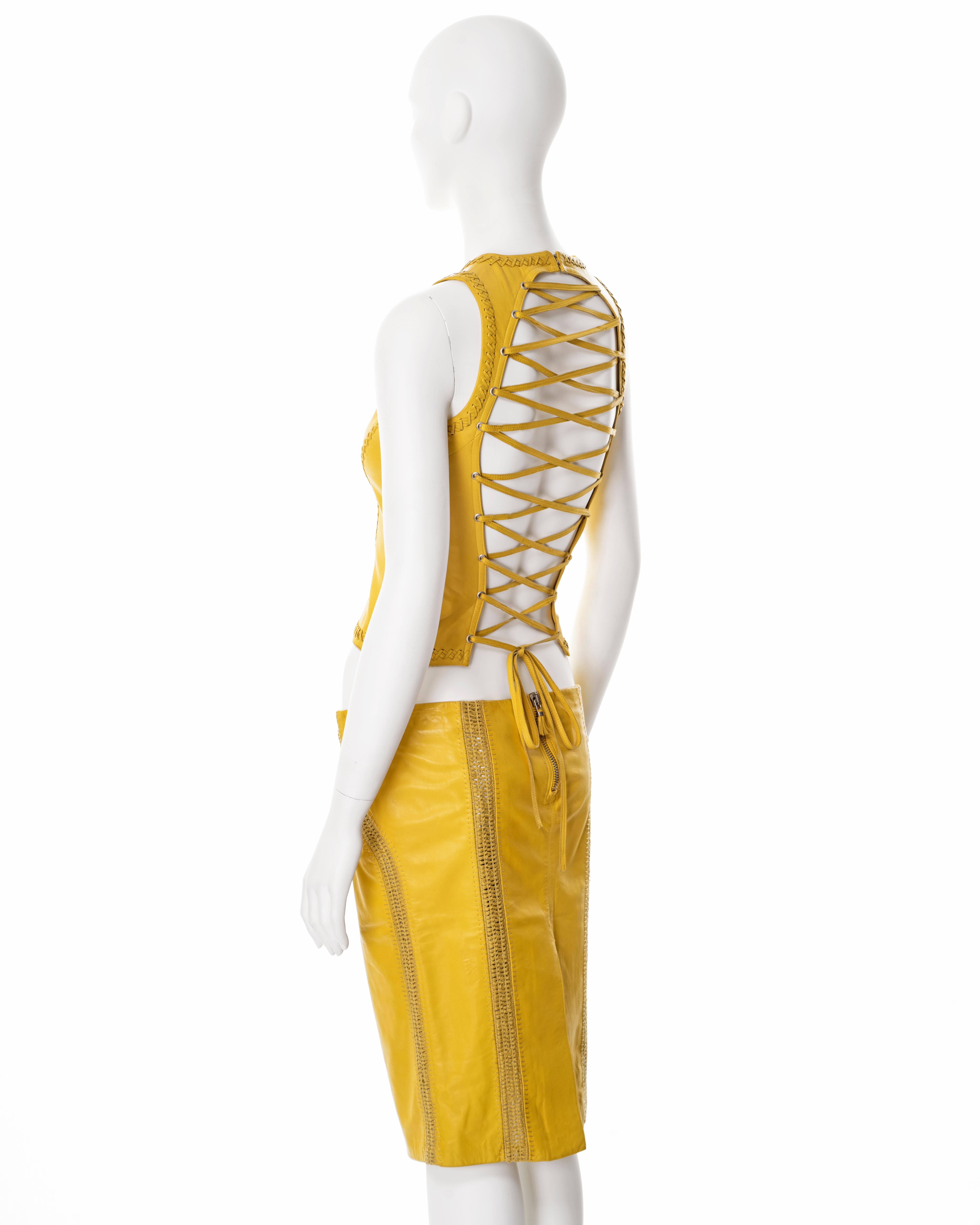 Gianni Versace yellow lambskin leather top and skirt, ss 2003 For Sale 6