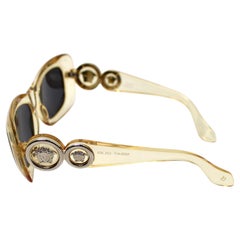 Lunettes de soleil Gianni Versace à médaillon Médusa transparent jaune, vers les années 1990