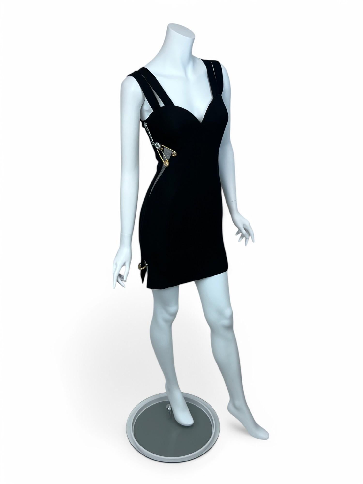 Gianni Versace Safety Pin Mini Dress Sz: 38 For Sale 4