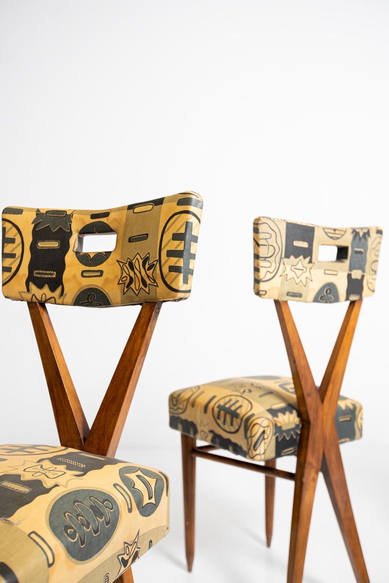 Gianni Vigorelli Set of Four Wooden Chairs with Original Fabric, 1950s 7