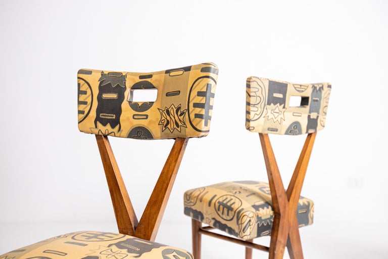 Gianni Vigorelli Set of Four Wooden Chairs with Original Fabric, 1950s For Sale 8