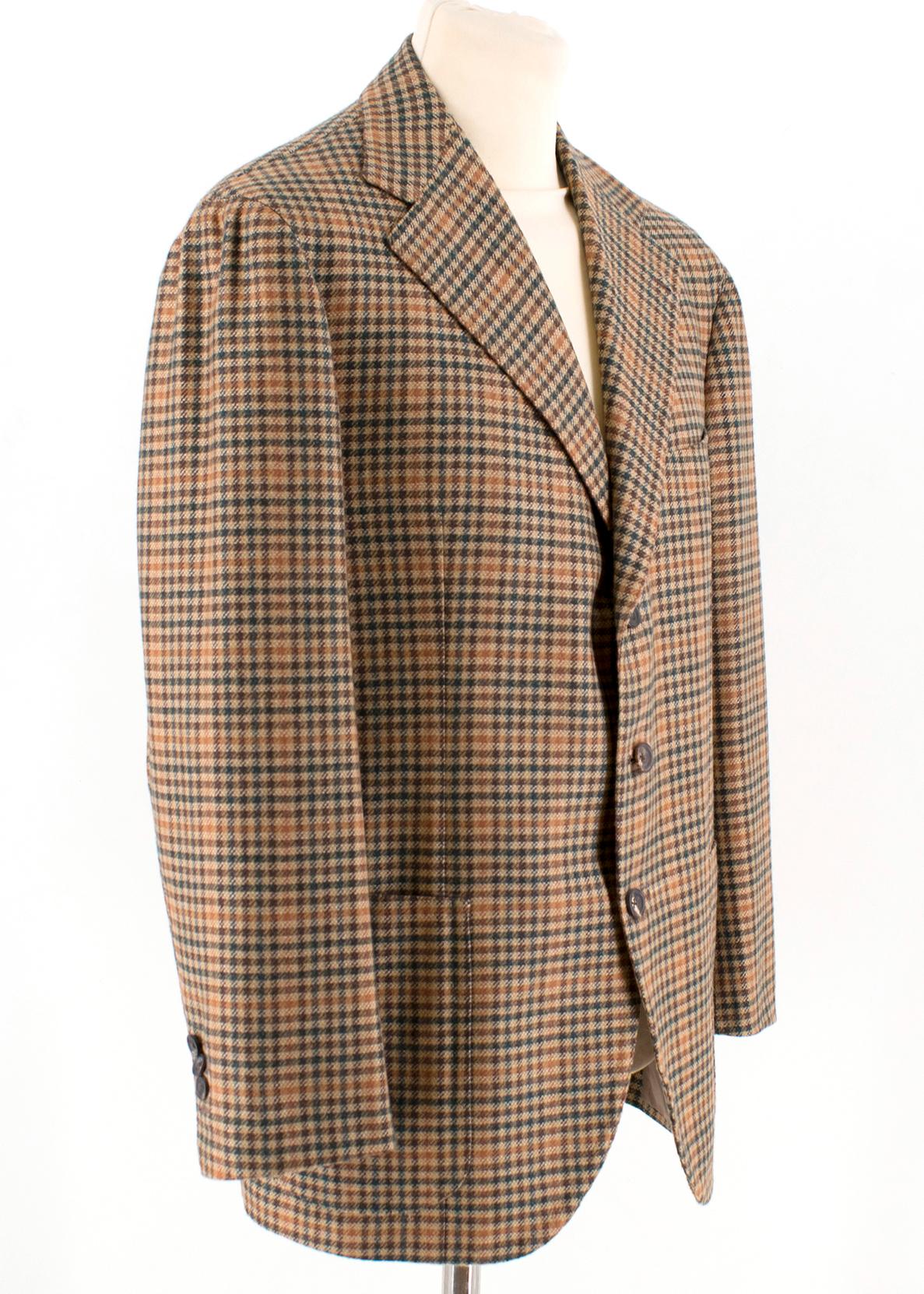 Gianni Volpe Brown Stripe Pattern Tweed Blazer Jacket

- This classic Gianni Volpe Blazer Jacket is an iconic piece of clothing from his collection 
- This single breasted blazer jacket features three button fastening, two front pockets, single