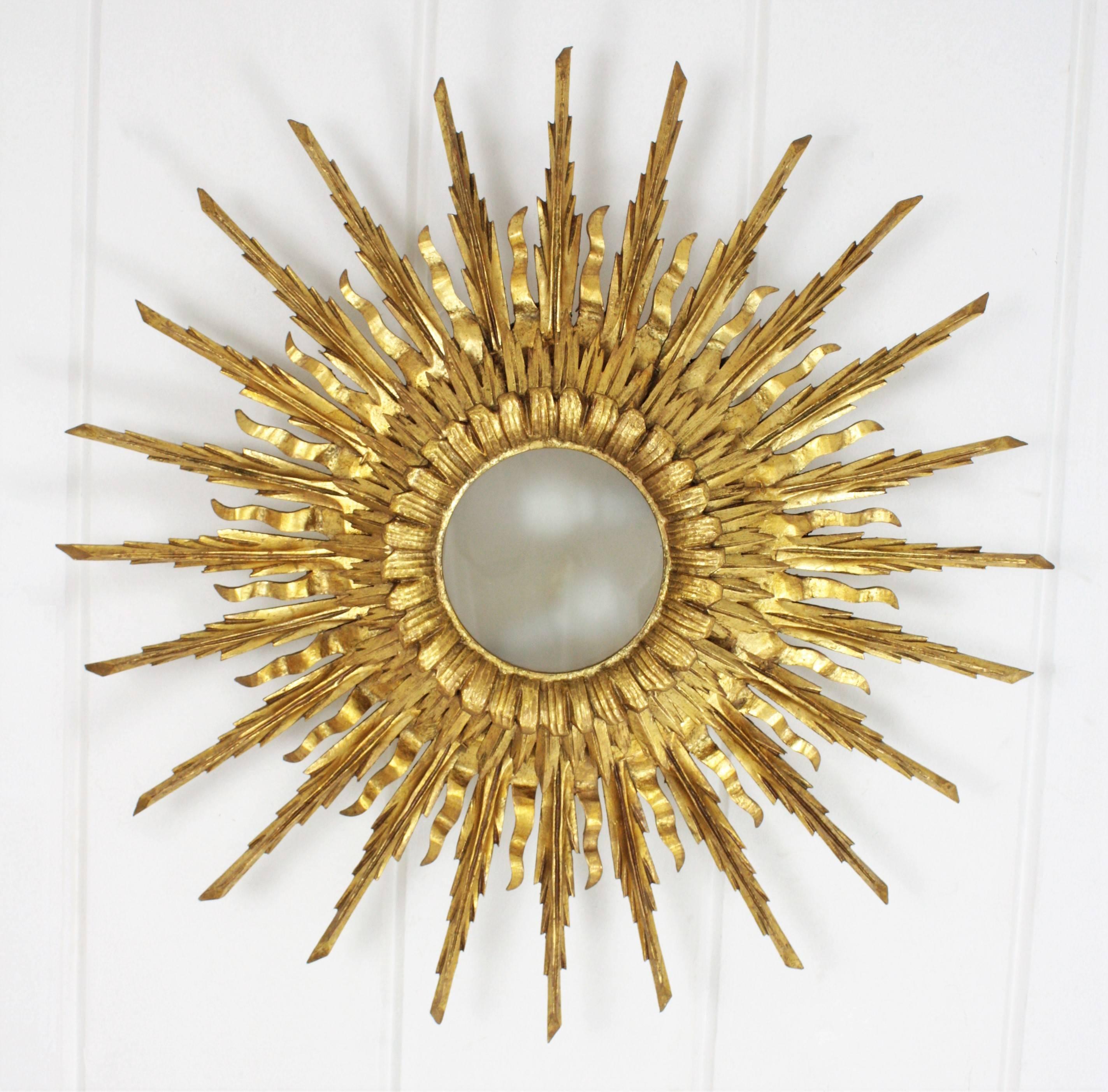 Spanish Giant 1940s Baroque Gold Leaf Giltwood Sunburst Ceiling Light Fixture or Mirror
