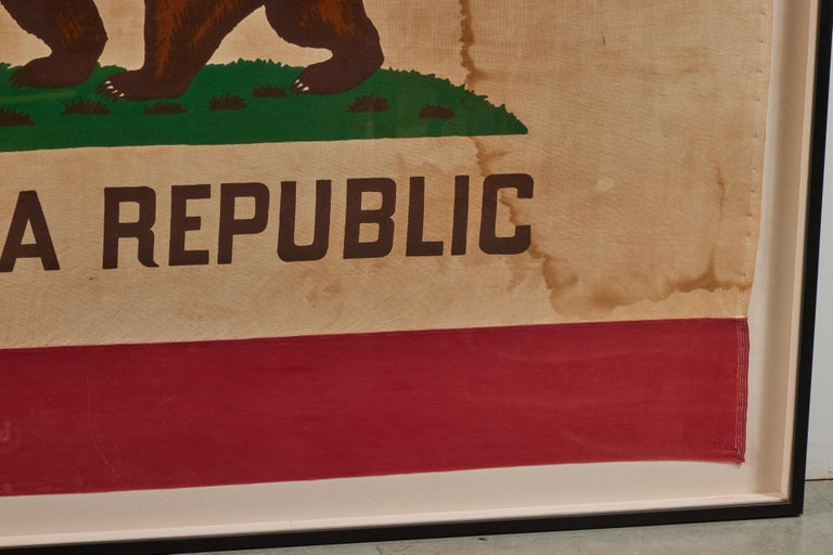 Giant 1950s State of California Bear Framed Vintage Flag  In Good Condition For Sale In Santa Monica, CA