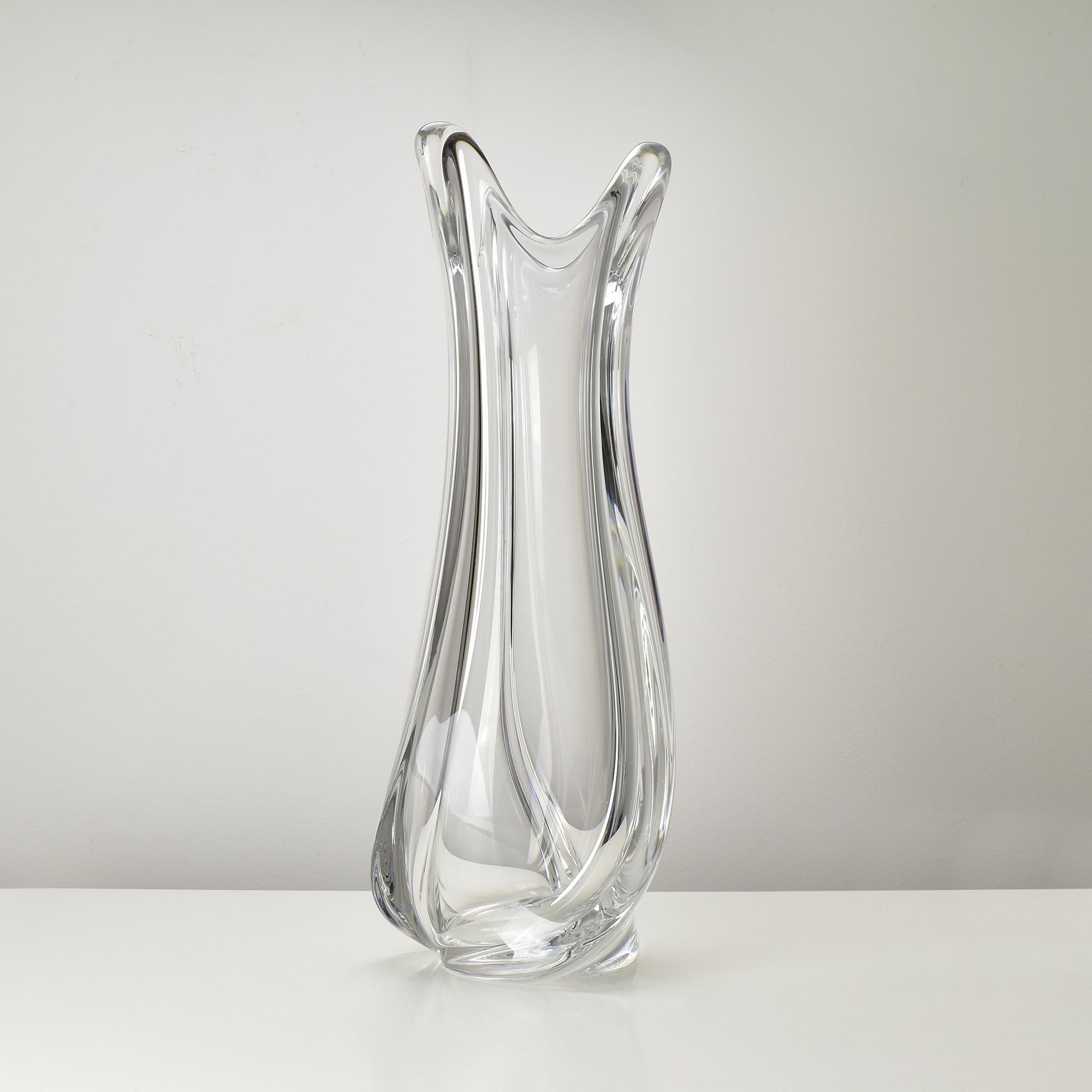Vaso scultoreo gigante in vetro trasparente soffiato di 50 cm di Val Lambert in vendita 2