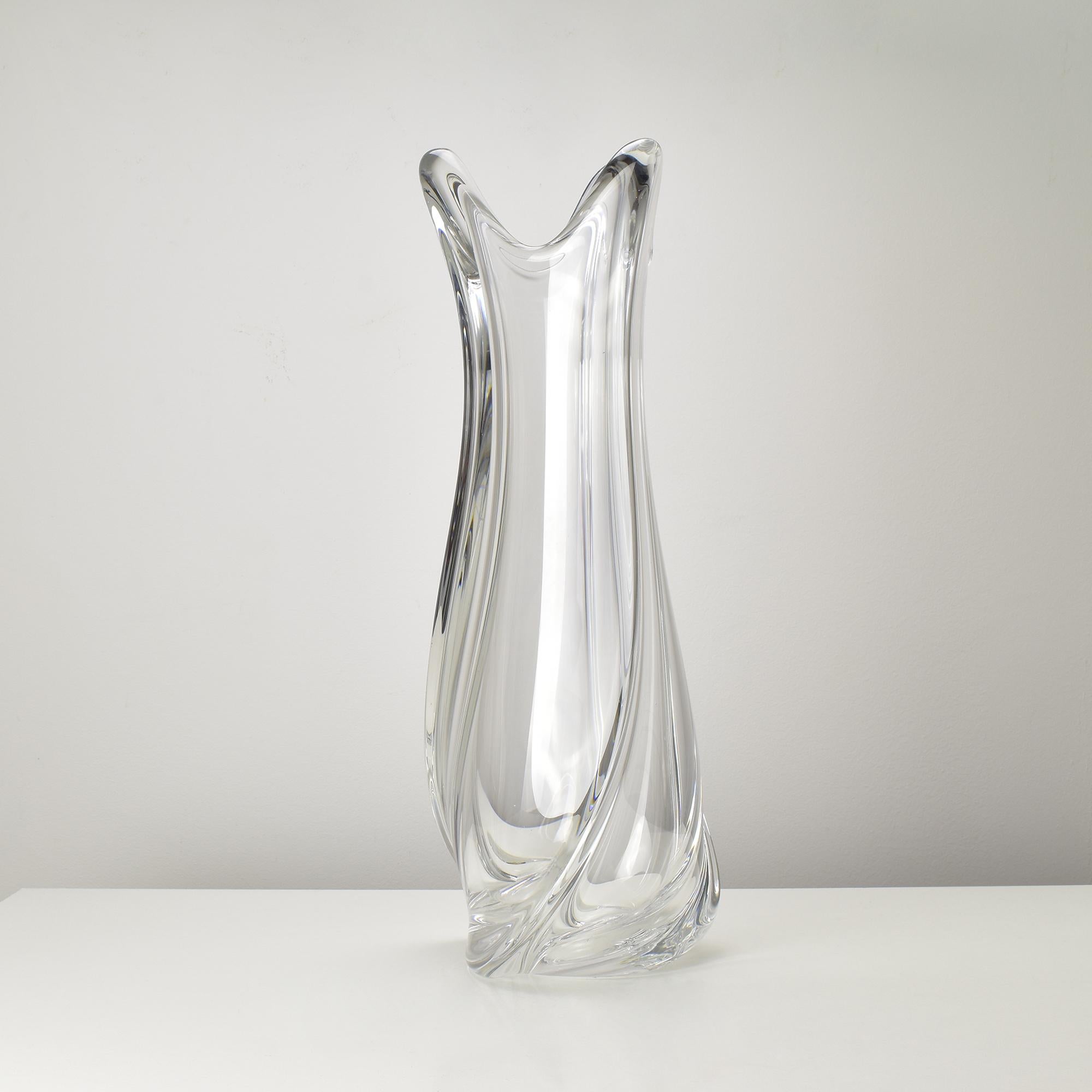 Cristallo Vaso scultoreo gigante in vetro trasparente soffiato di 50 cm di Val Lambert in vendita